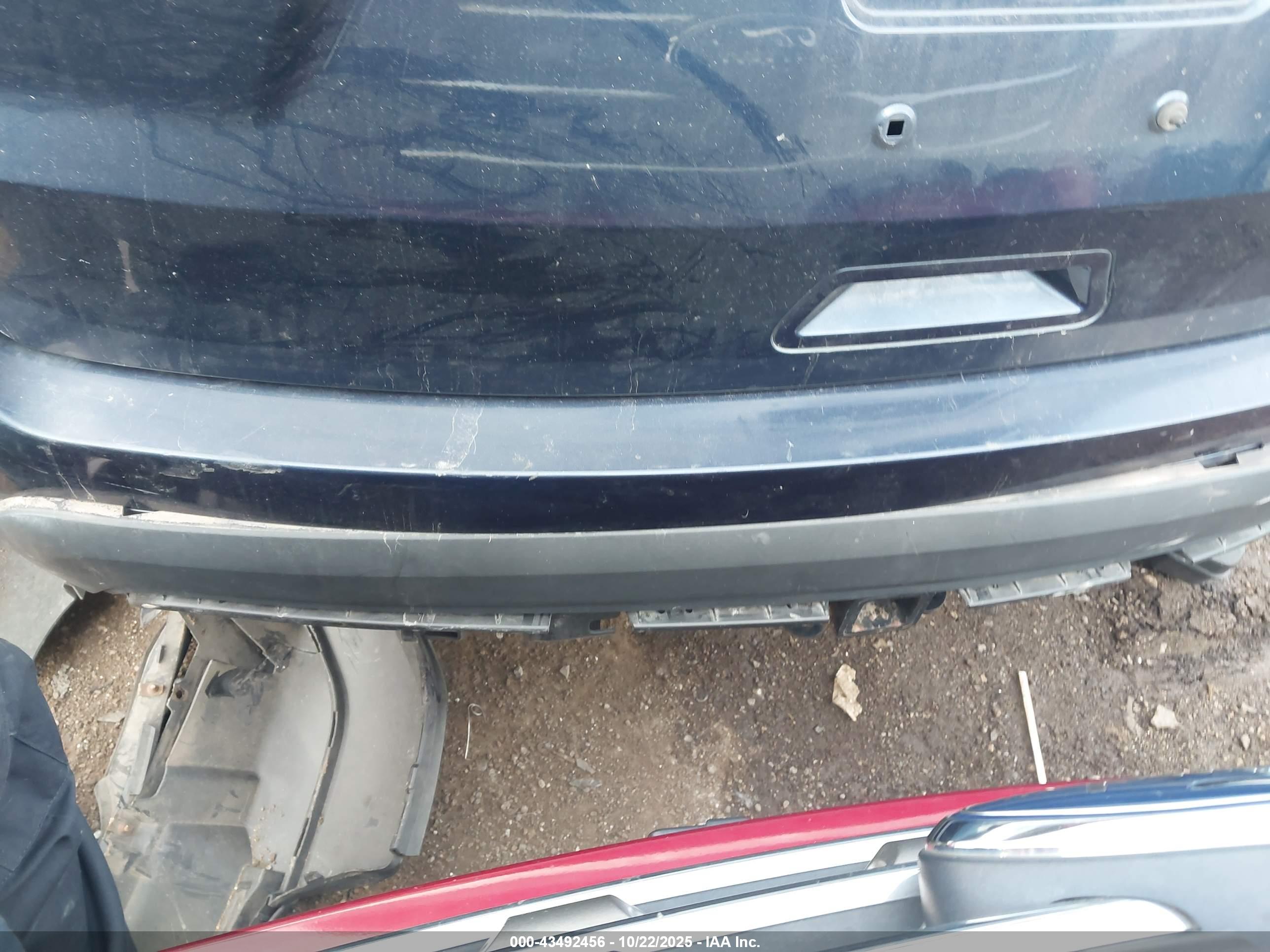 FORD EXPLORER image 6