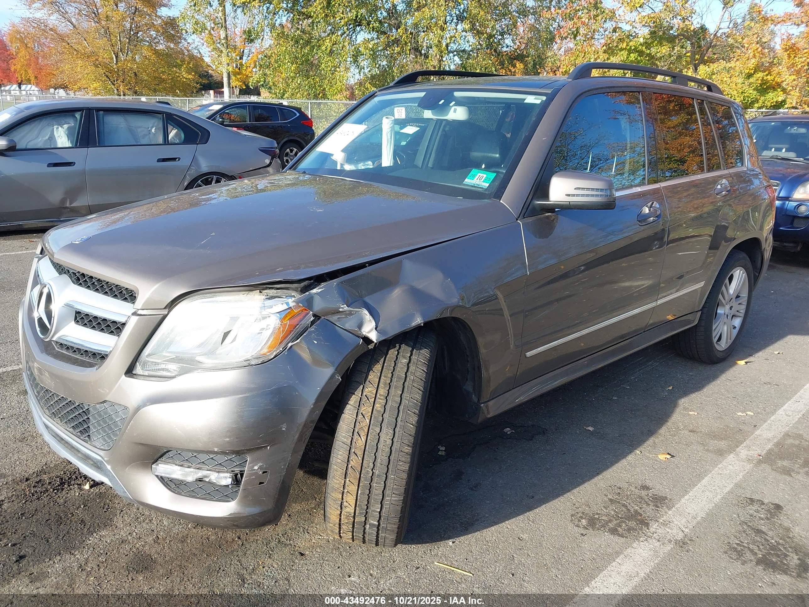 MERCEDES-BENZ GLK image 6