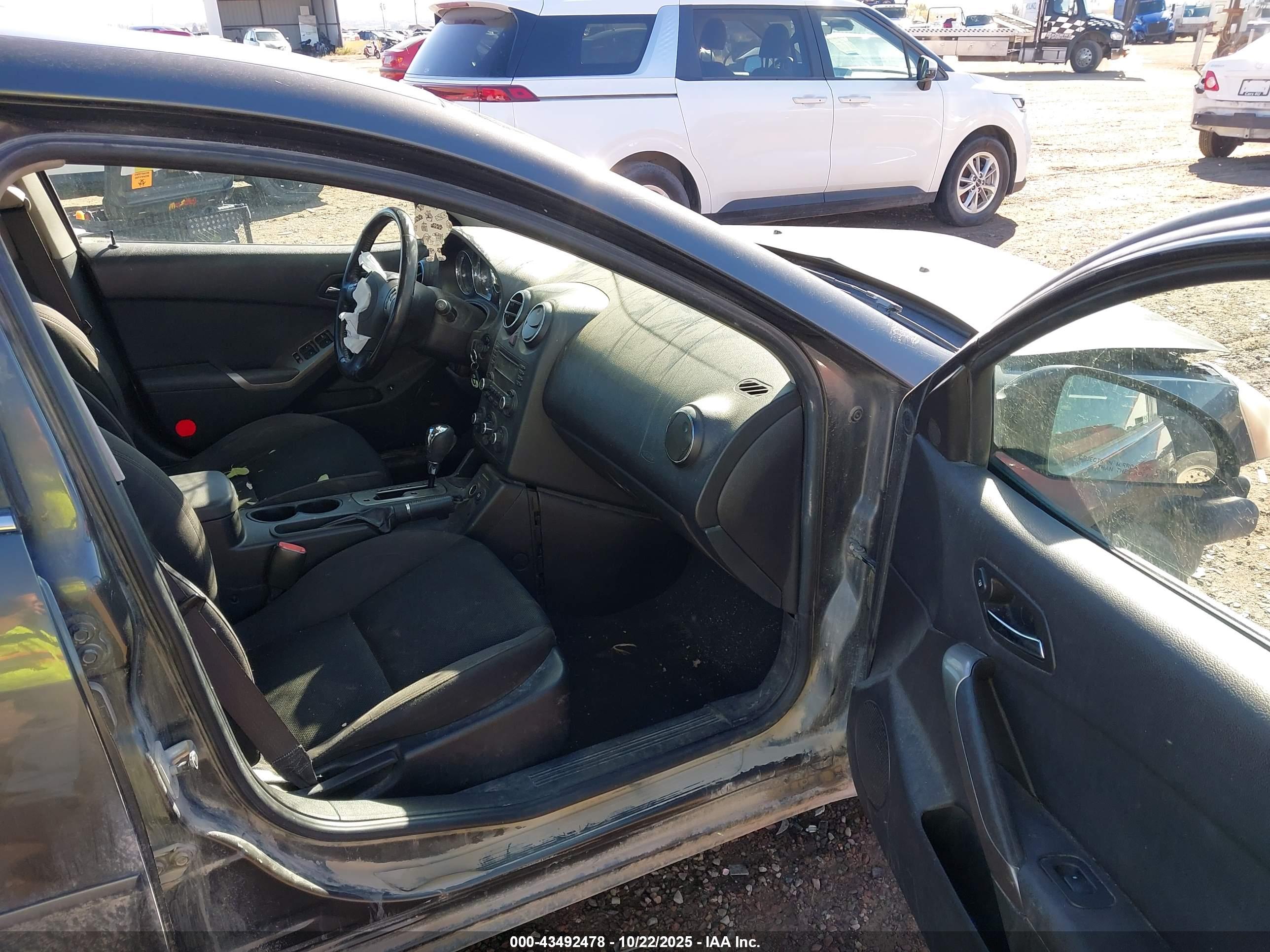 PONTIAC G6 image 5