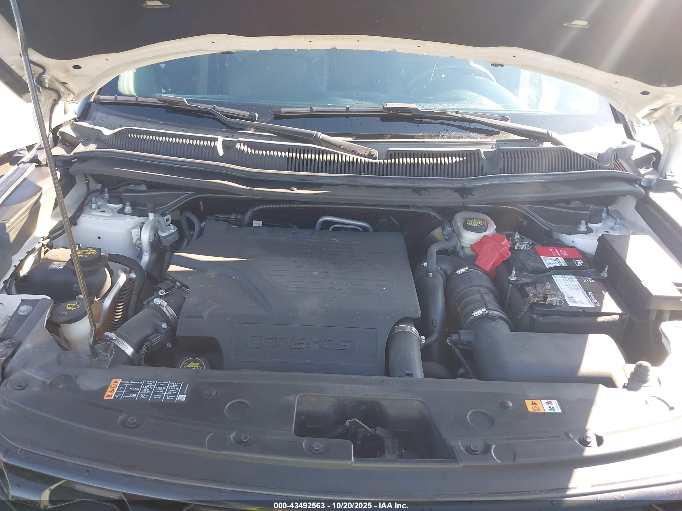 FORD EXPLORER image 10