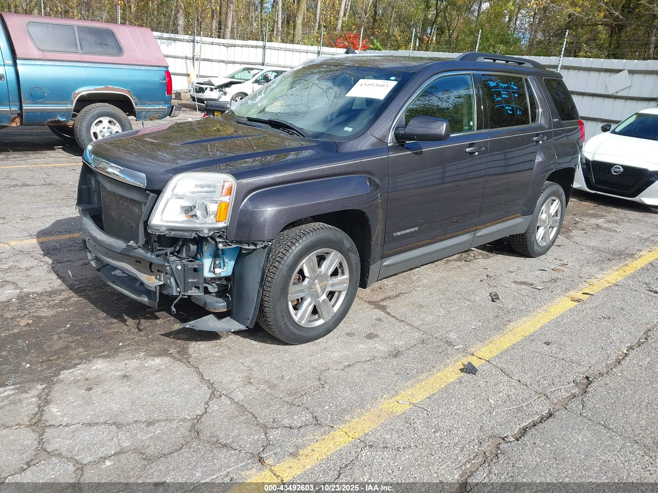 GMC TERRAIN image 2