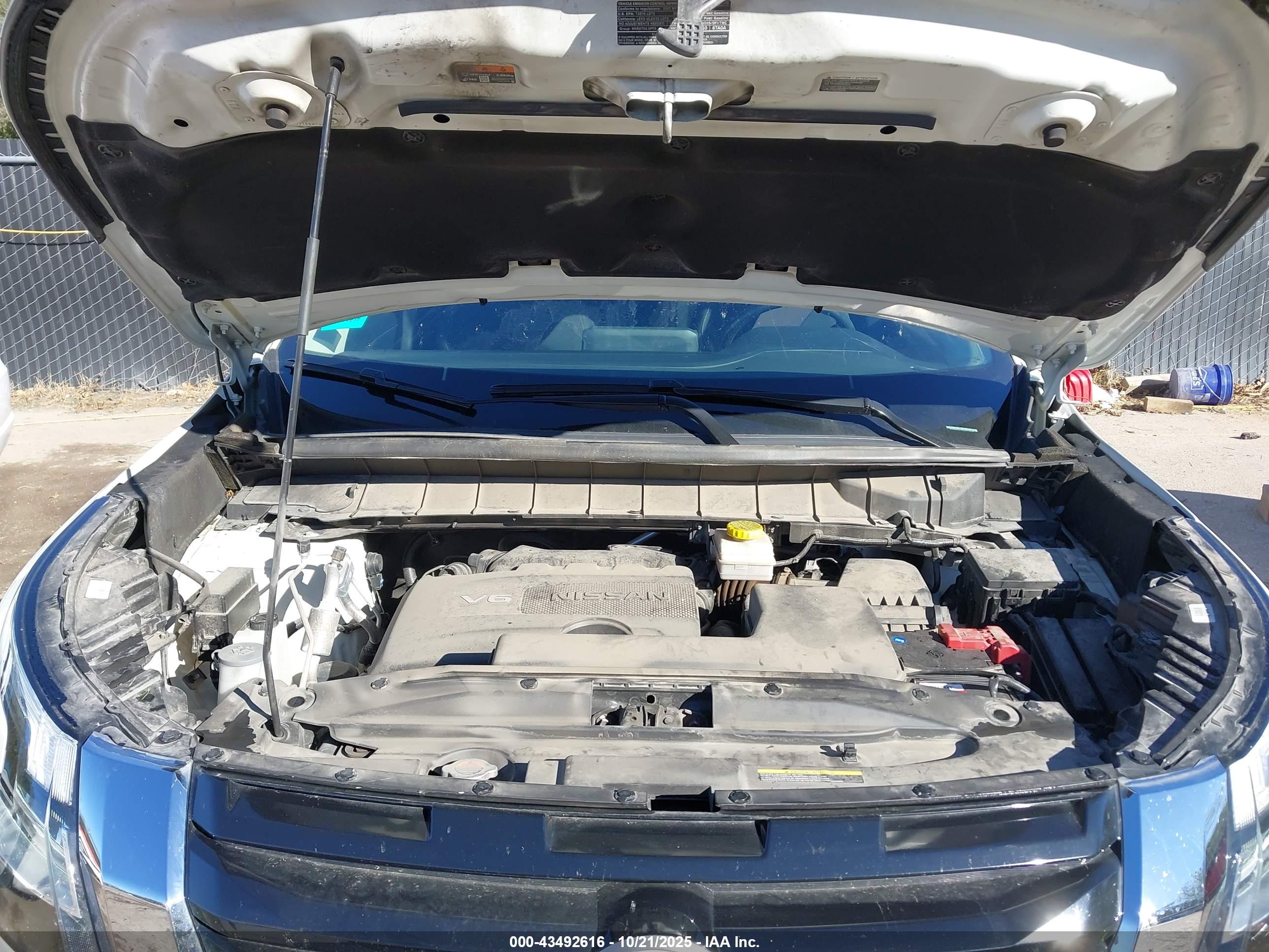 NISSAN PATHFINDER image 10