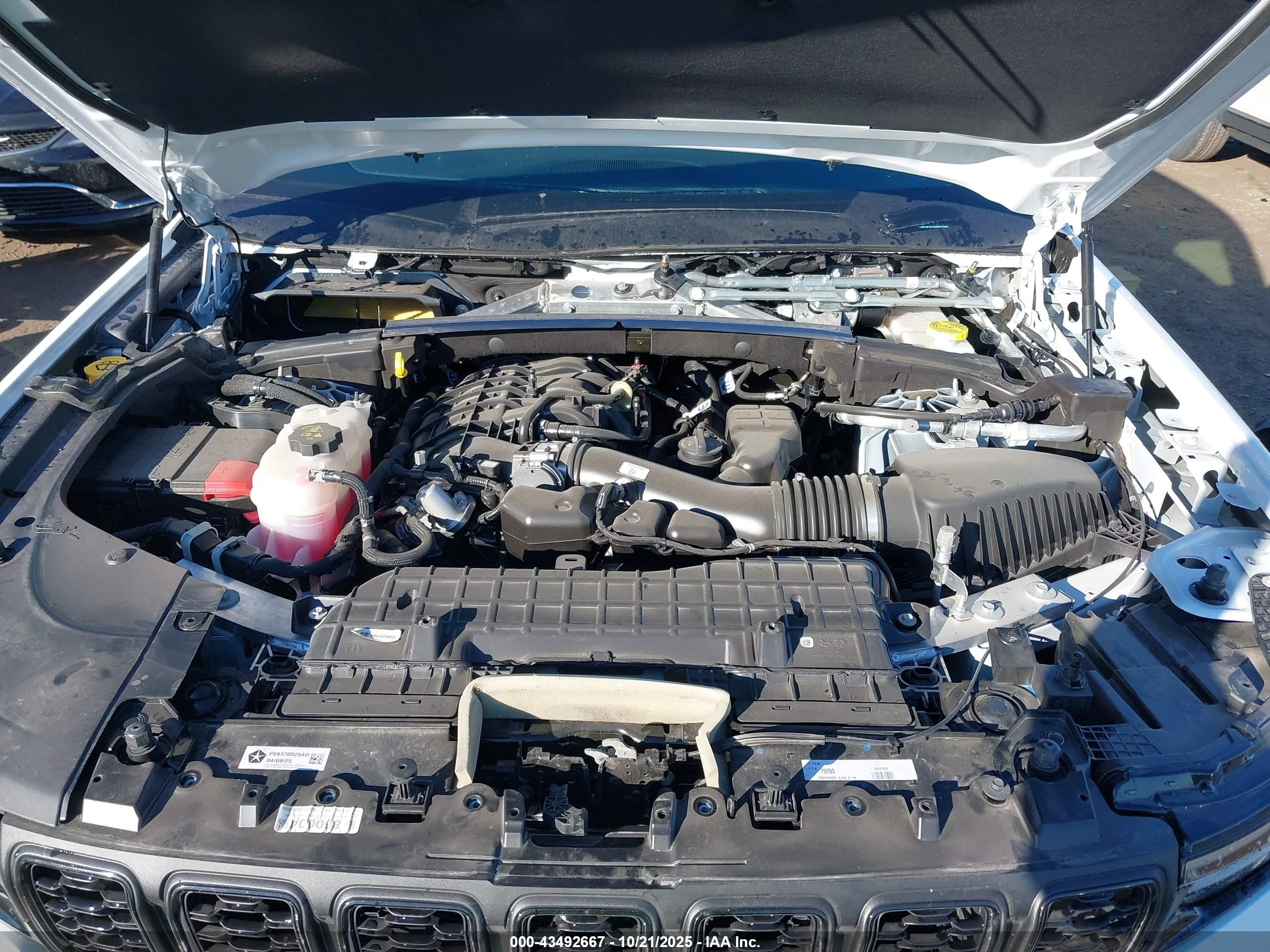 JEEP GRAND image 10