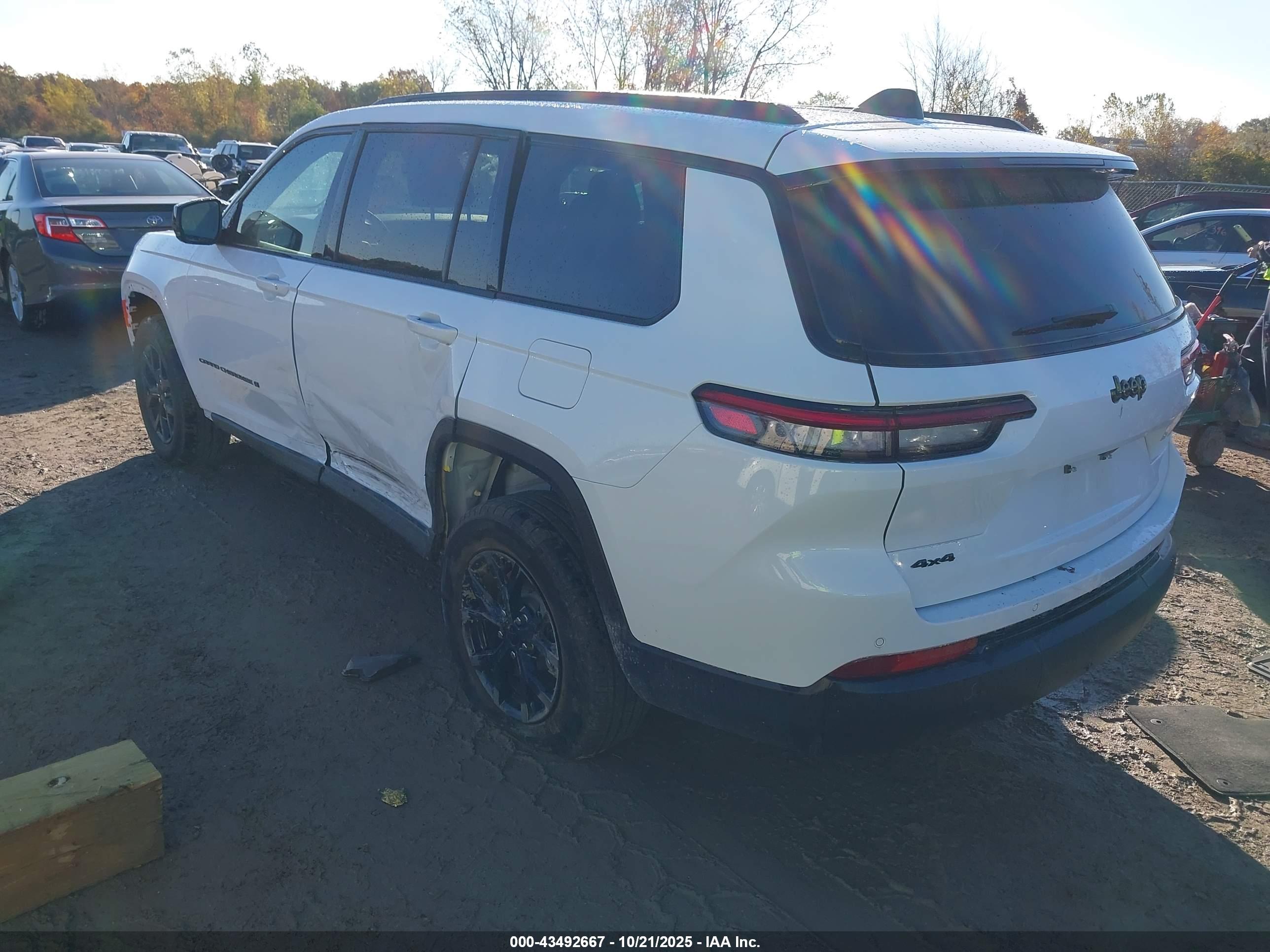 JEEP GRAND image 3