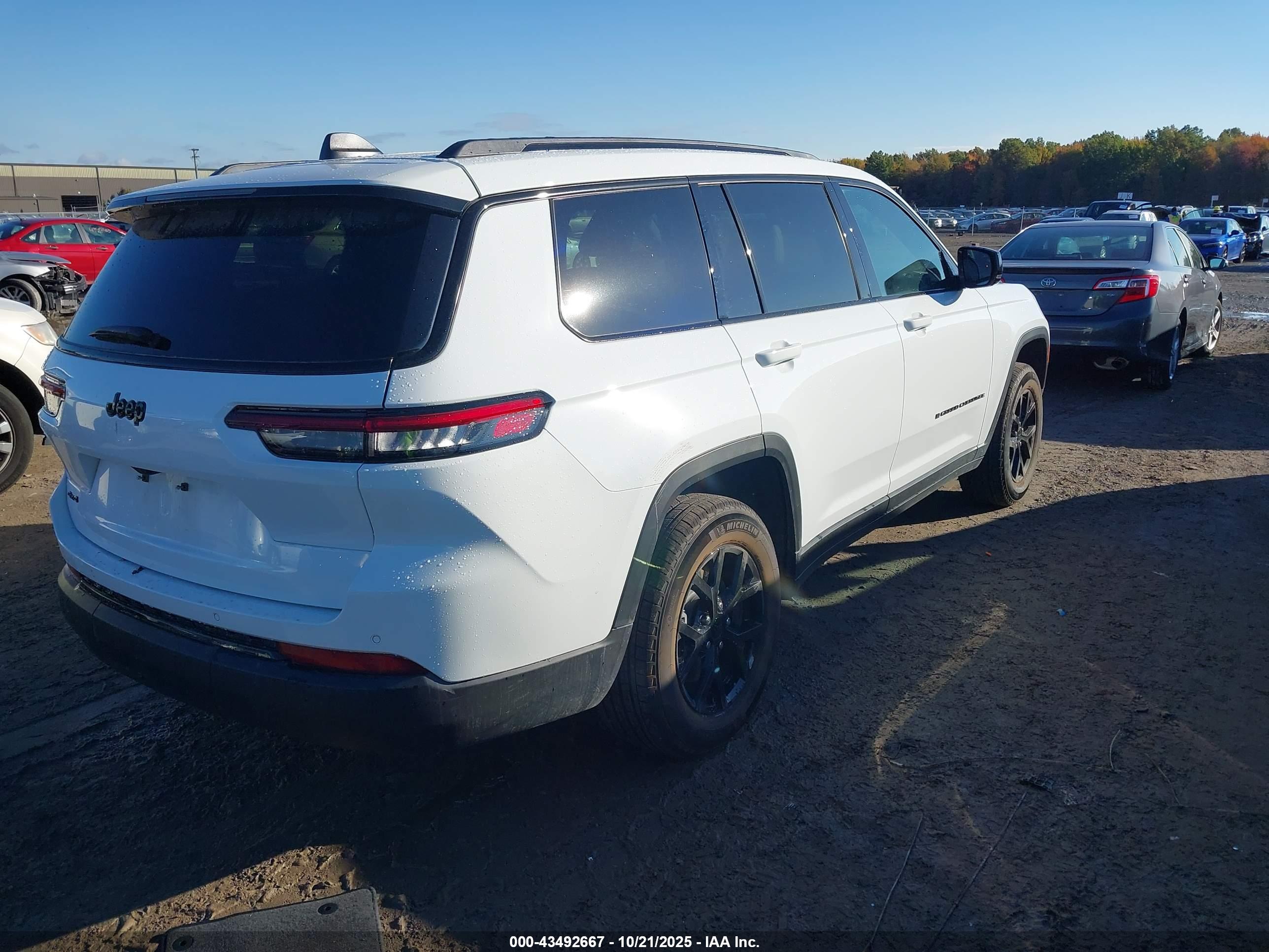 JEEP GRAND image 4