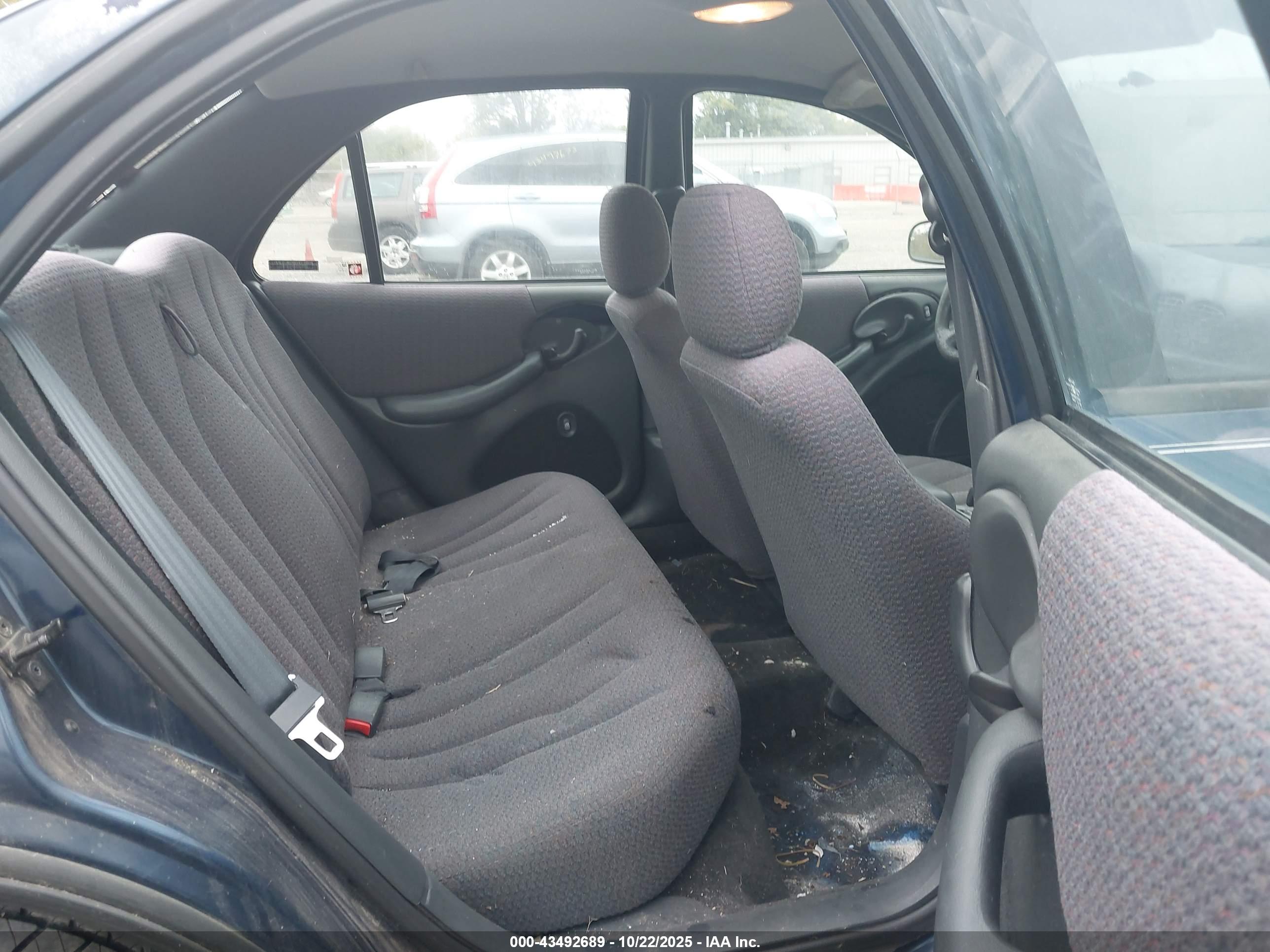 PONTIAC SUNFIRE image 8