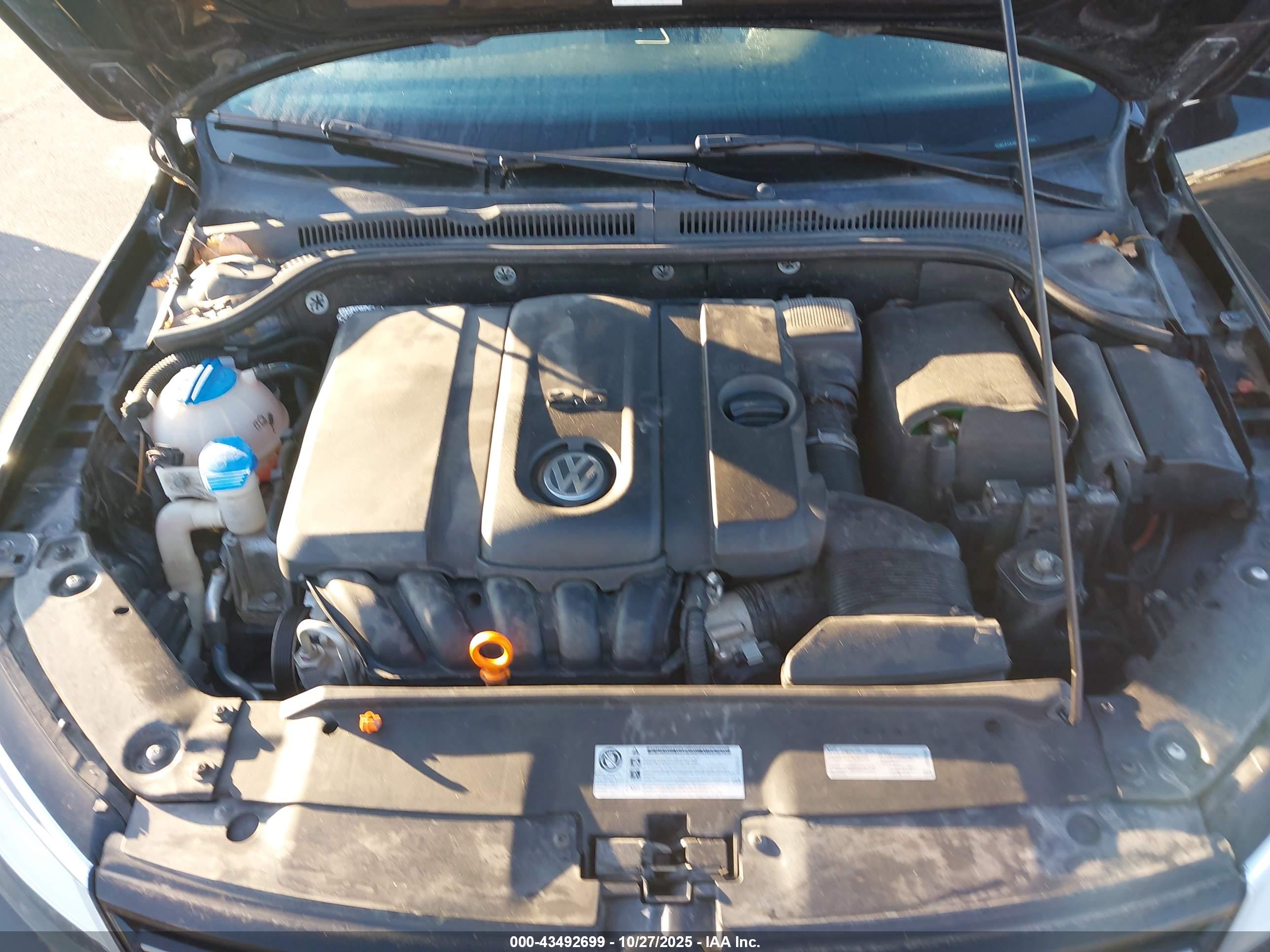 VOLKSWAGEN JETTA image 10