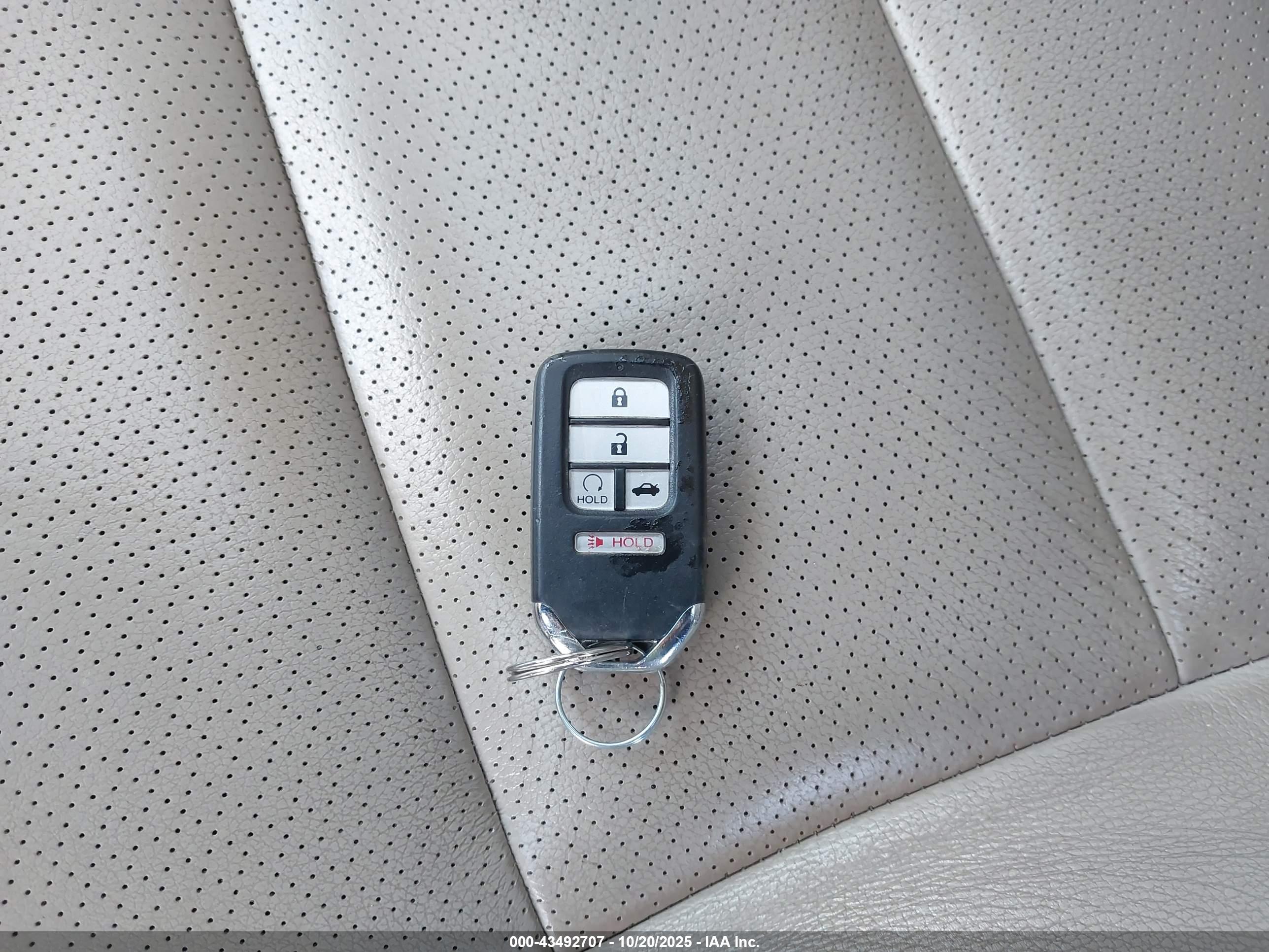 HONDA ACCORD image 11