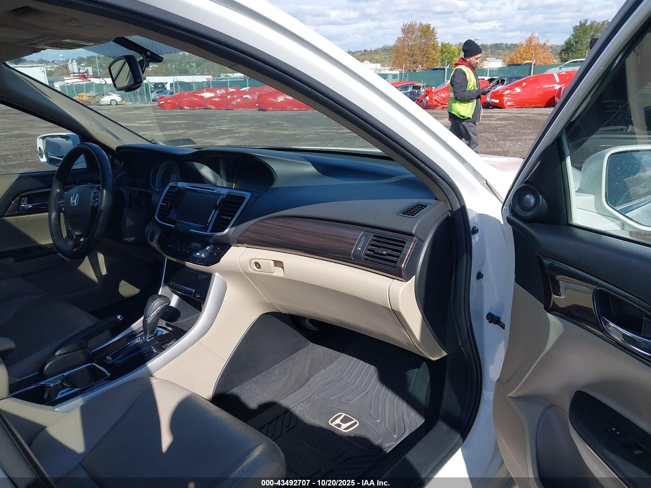 HONDA ACCORD image 5