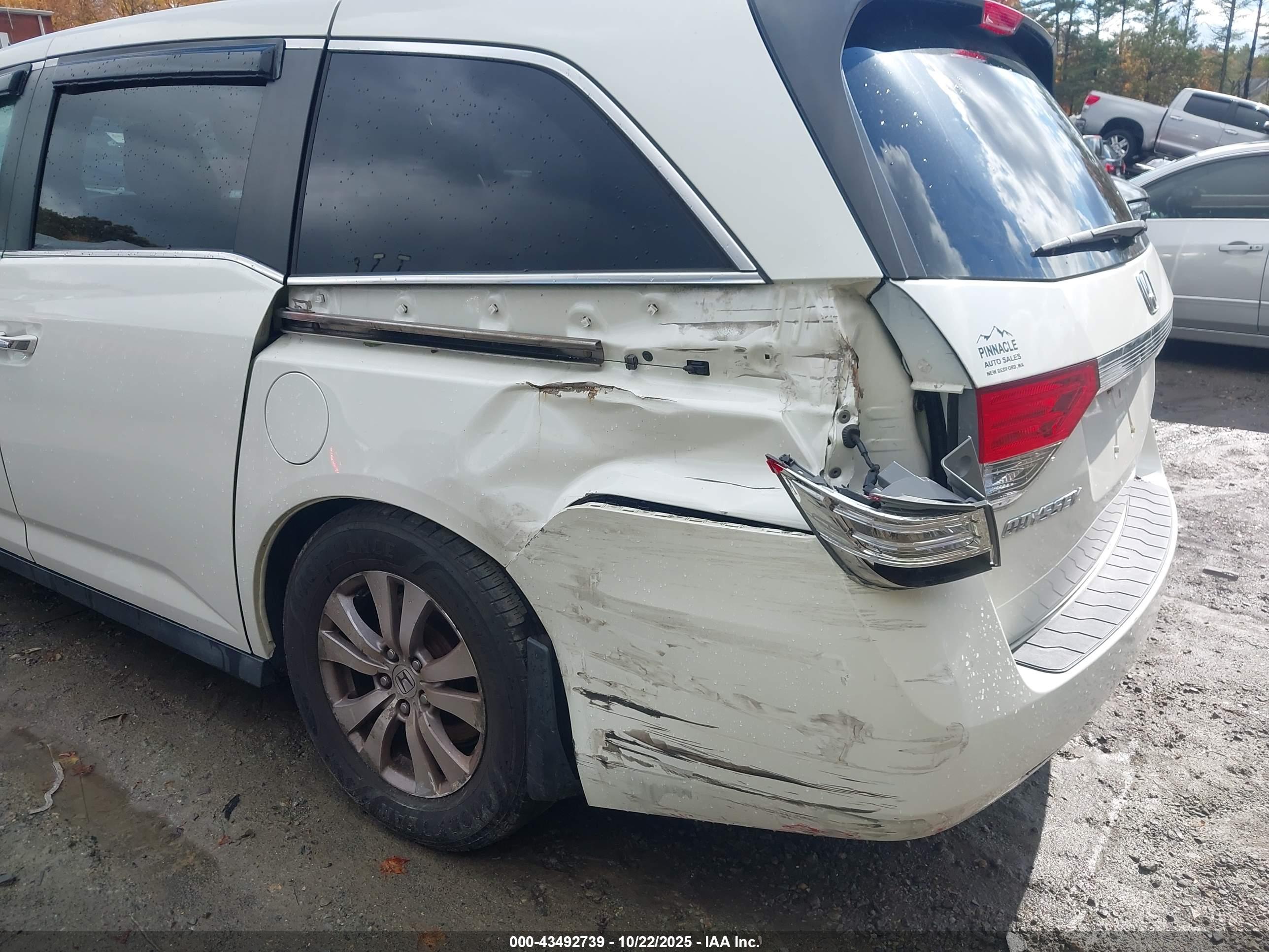 HONDA ODYSSEY image 6