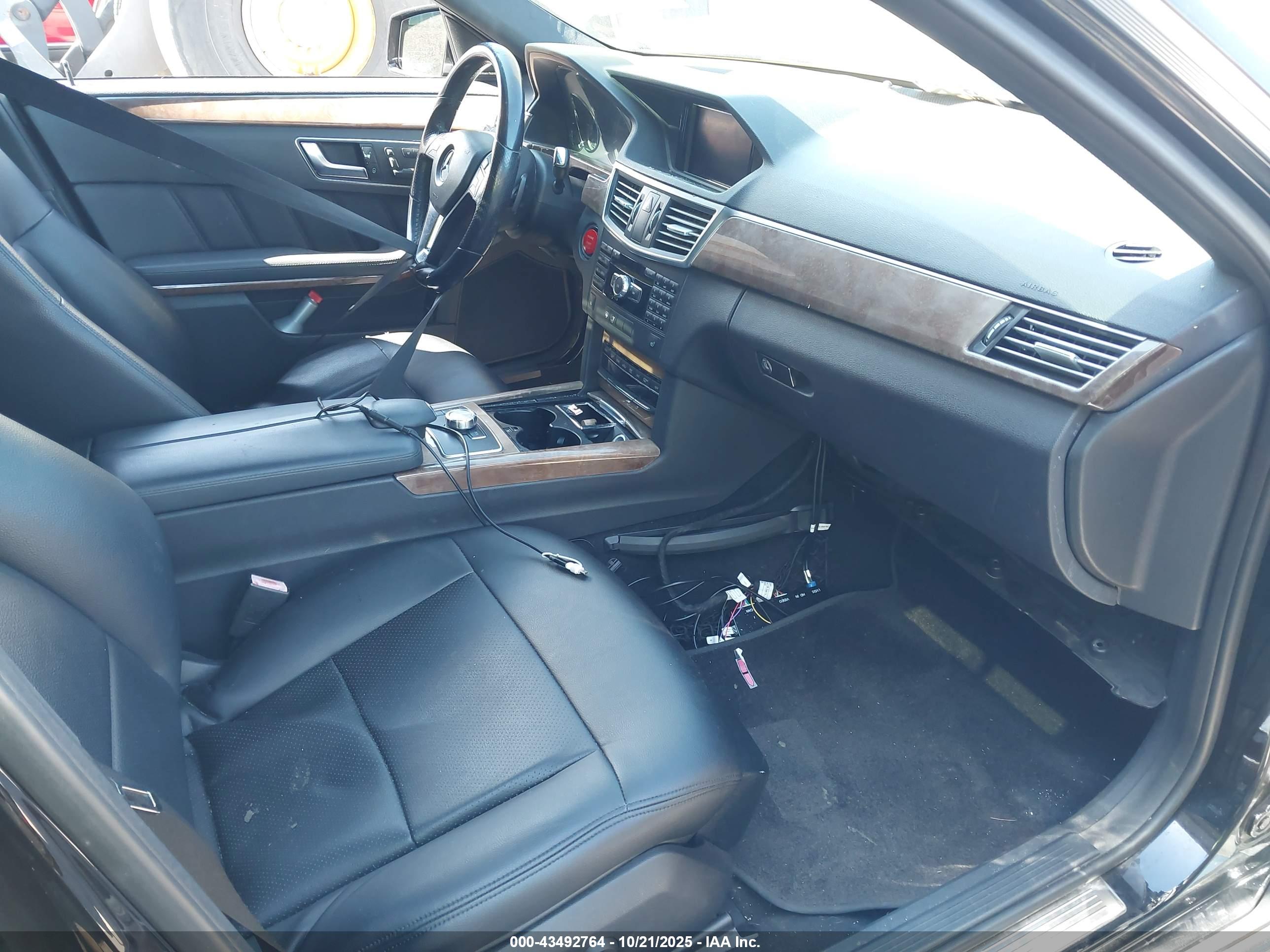 MERCEDES-BENZ E image 5