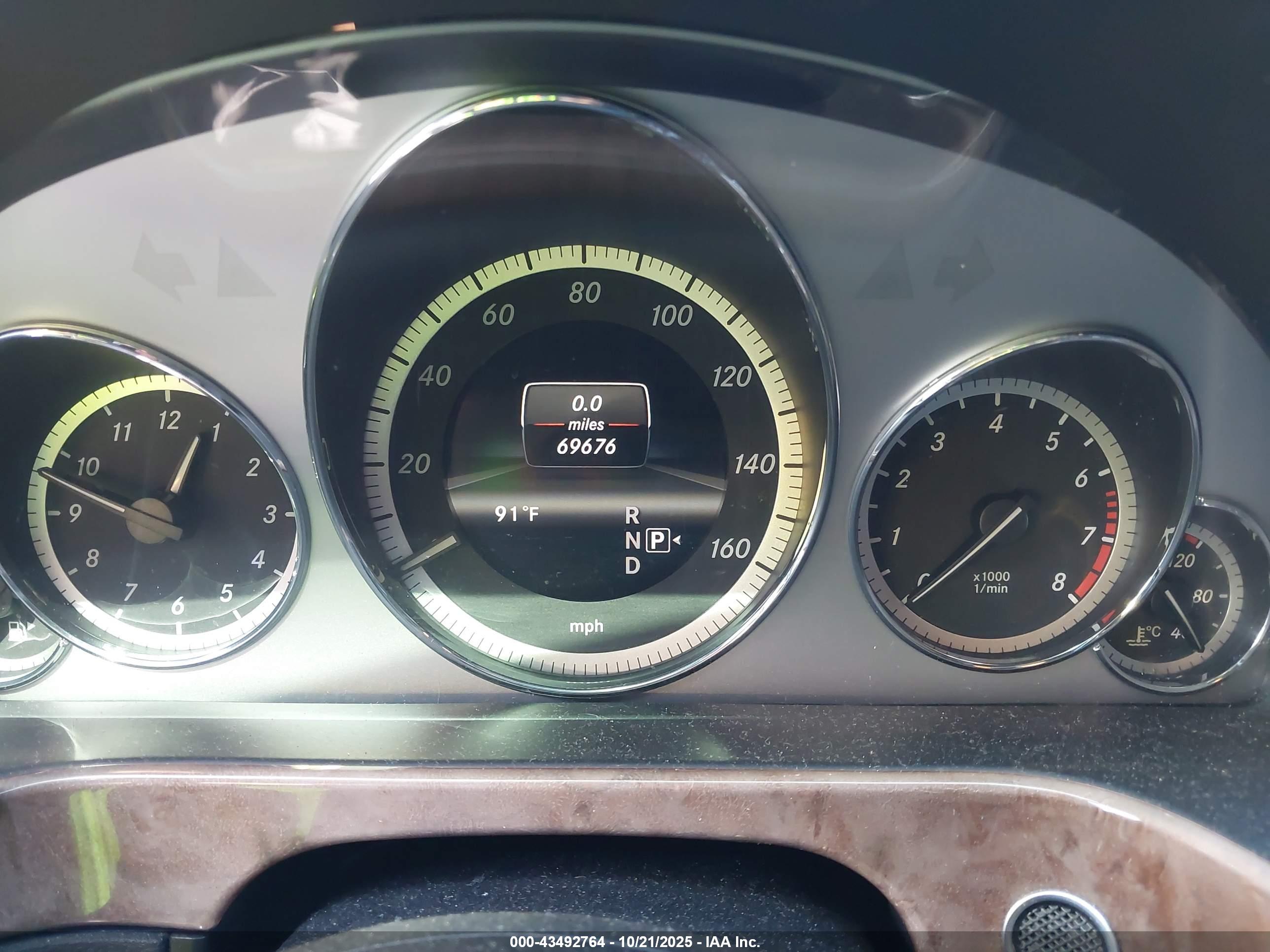 MERCEDES-BENZ E image 7