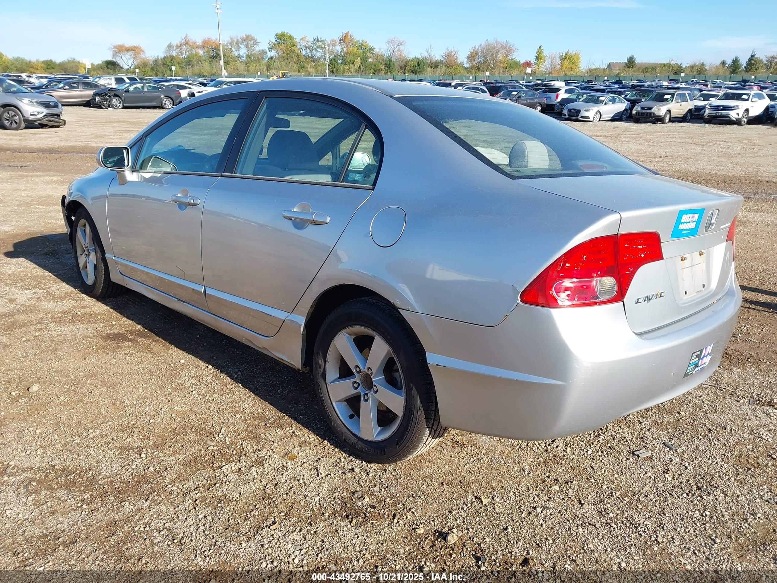 HONDA CIVIC image 3