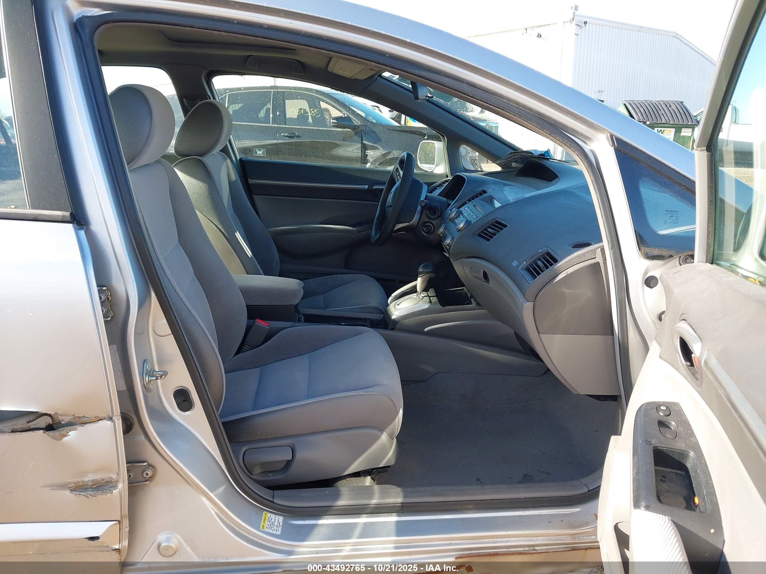 HONDA CIVIC image 5