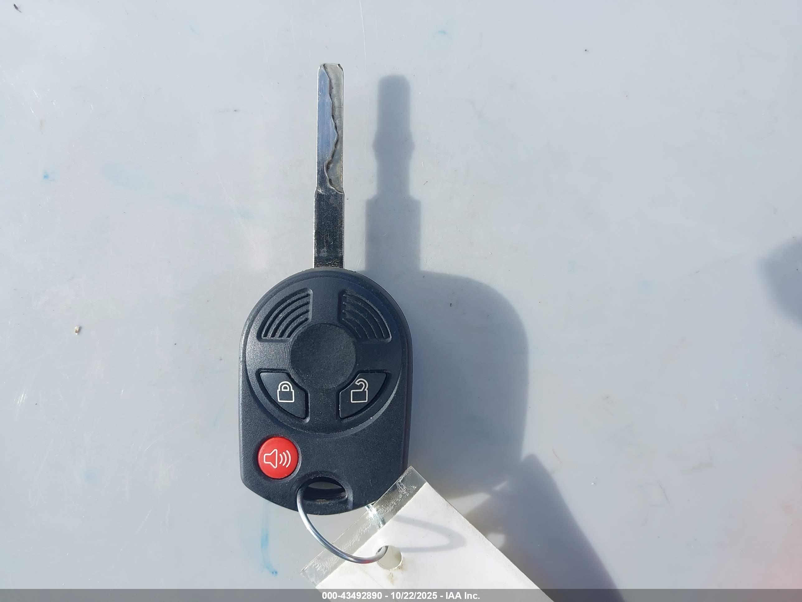 FORD ESCAPE image 11