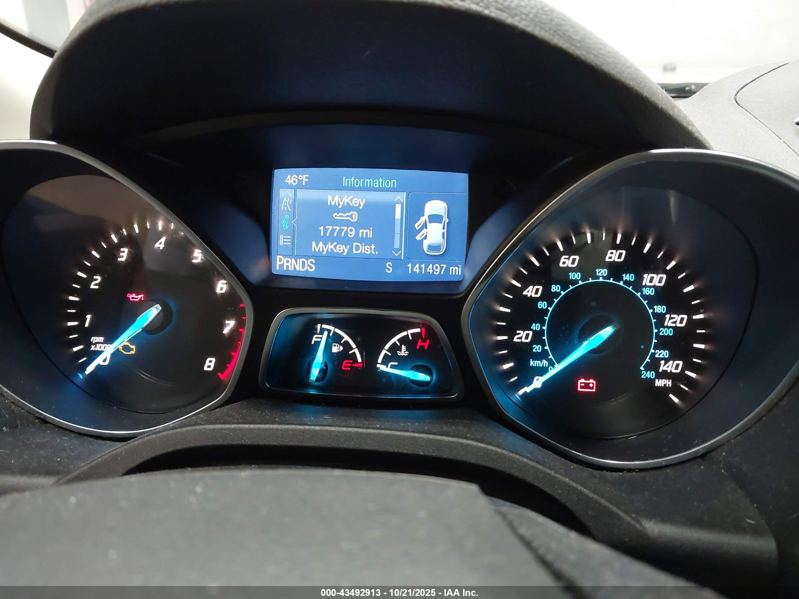 FORD ESCAPE image 7