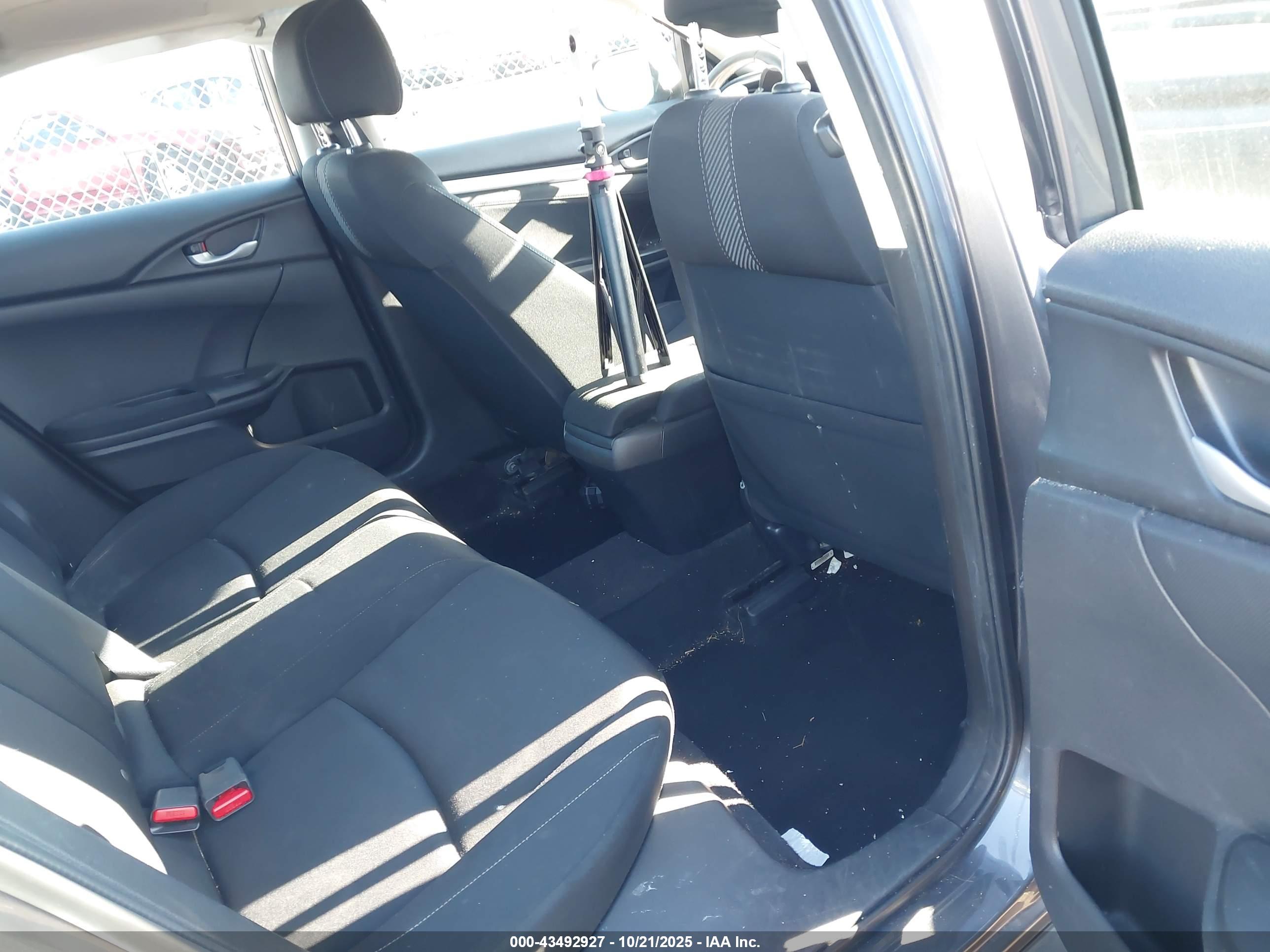 HONDA CIVIC image 8