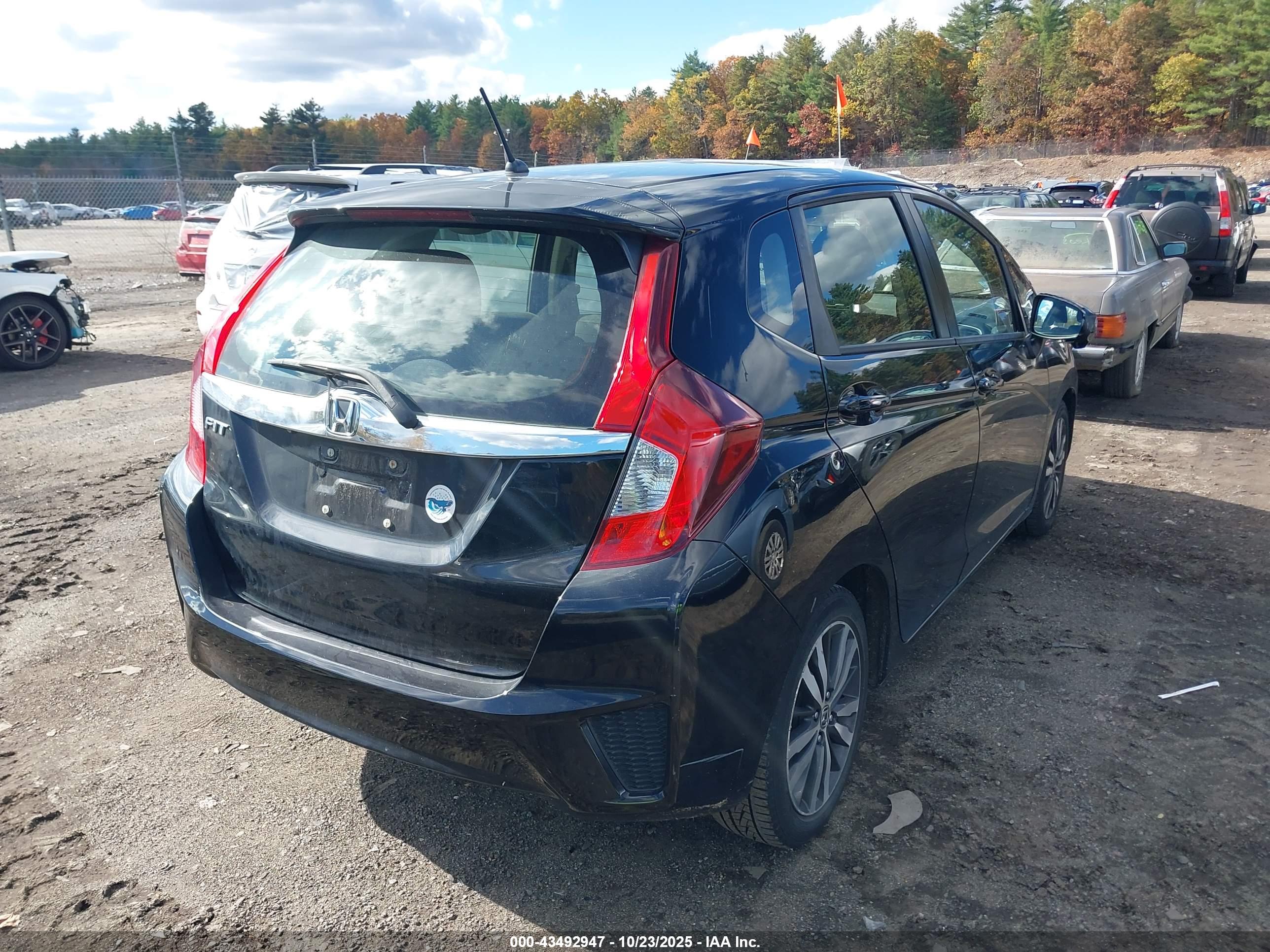 HONDA FIT image 4