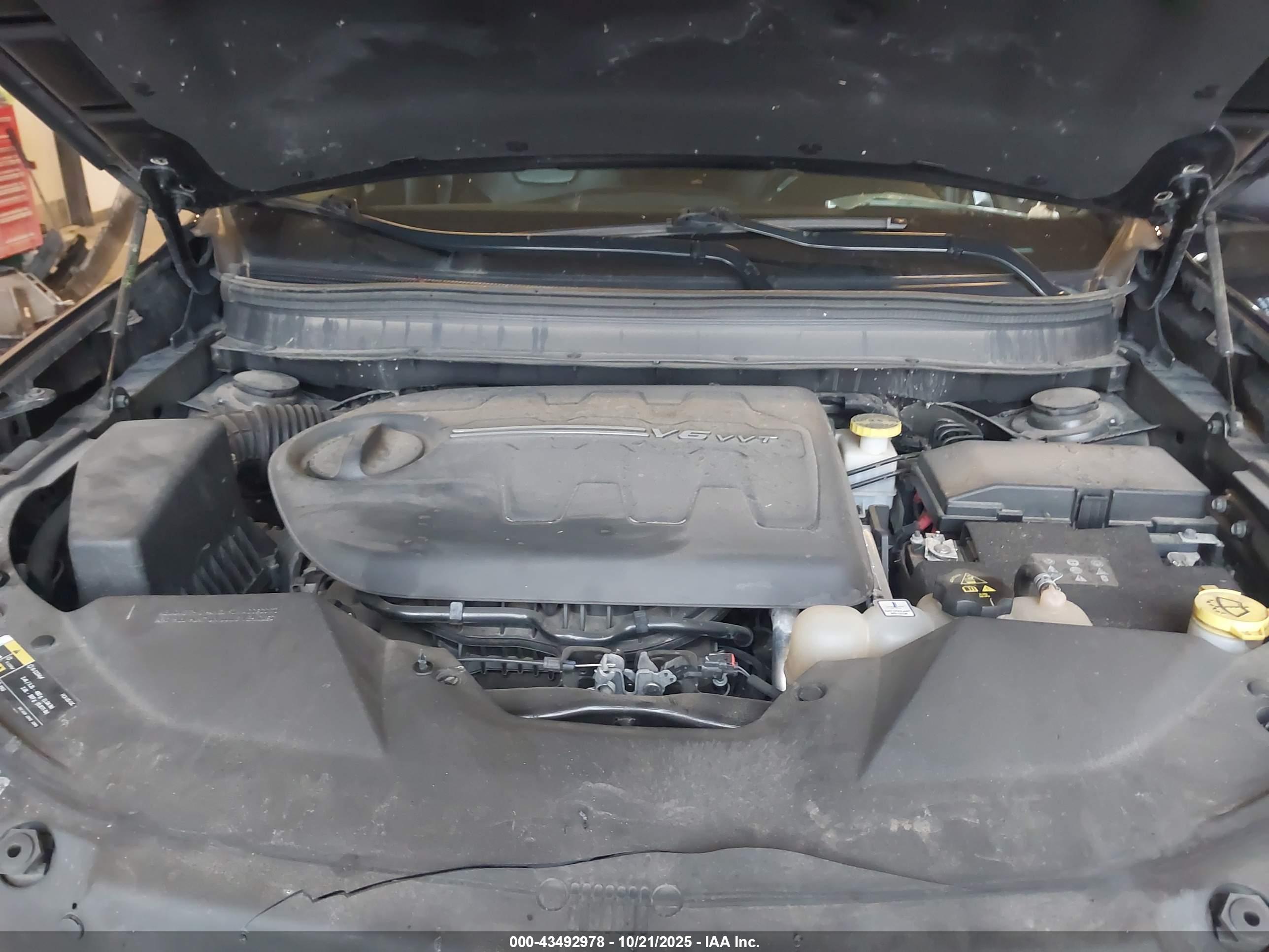 JEEP CHEROKEE image 10