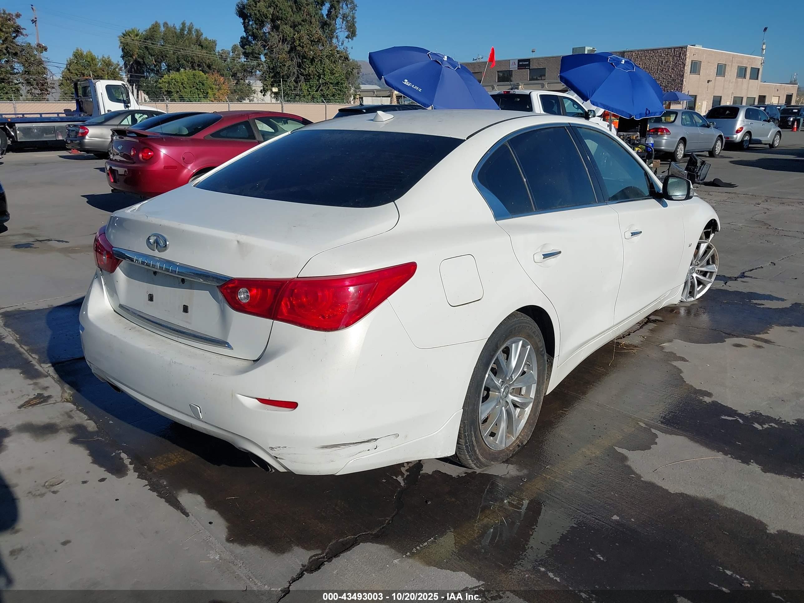 INFINITI Q50 image 4