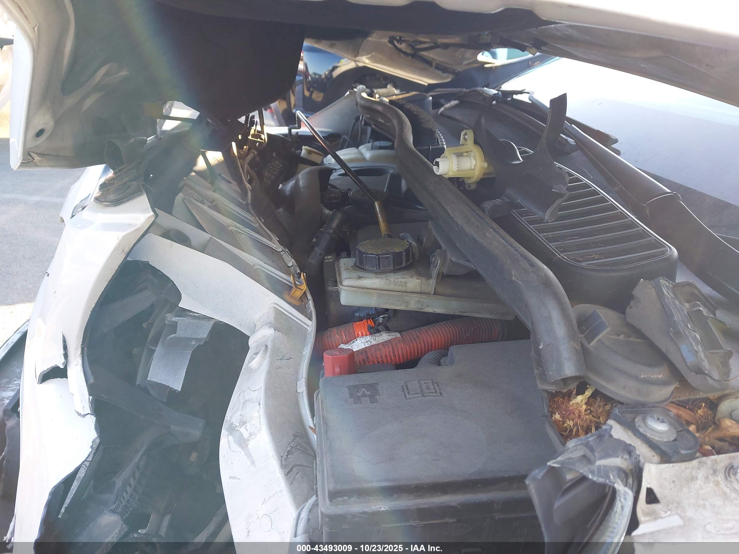 FORD C-MAX image 10