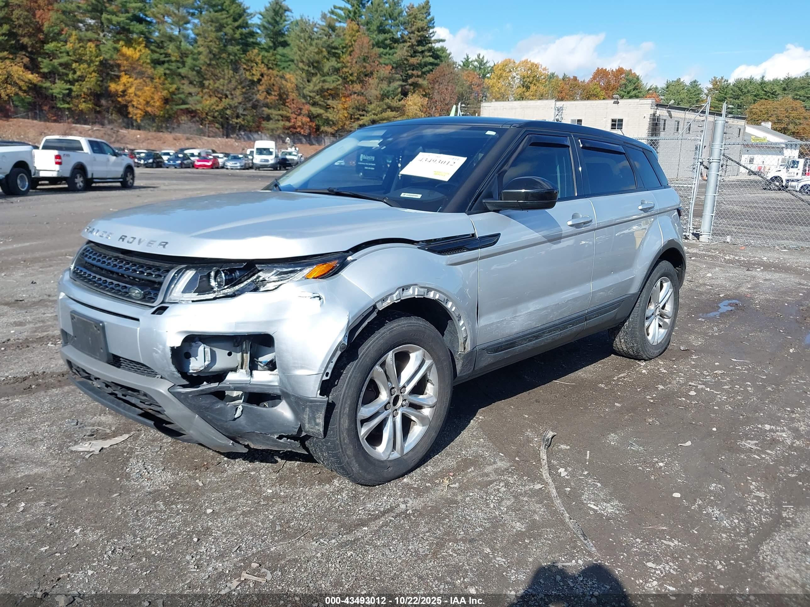LAND ROVER image 2