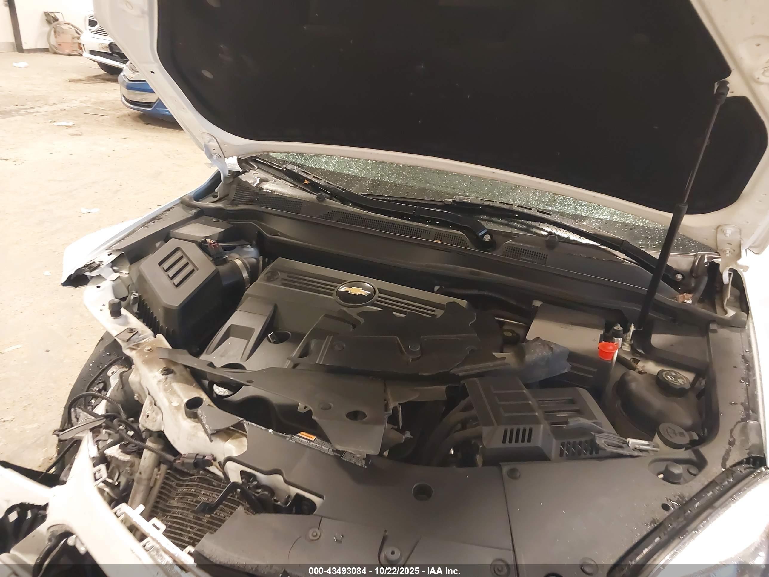 CHEVROLET EQUINOX image 10