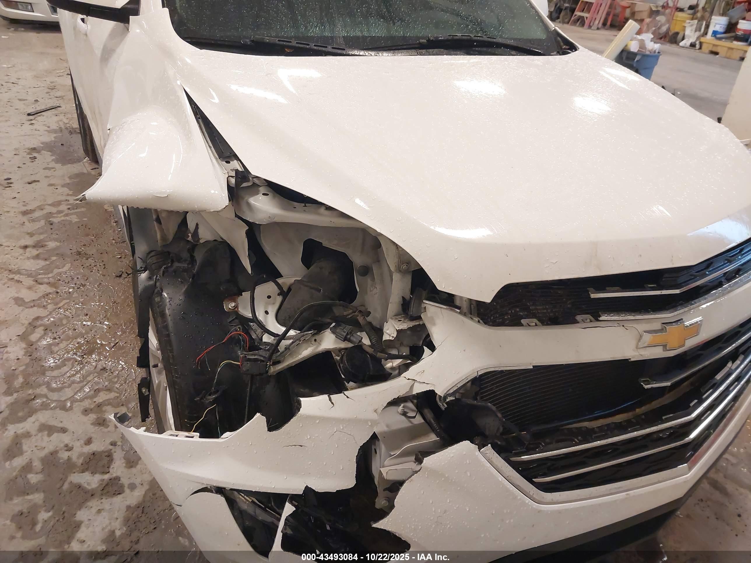 CHEVROLET EQUINOX image 6