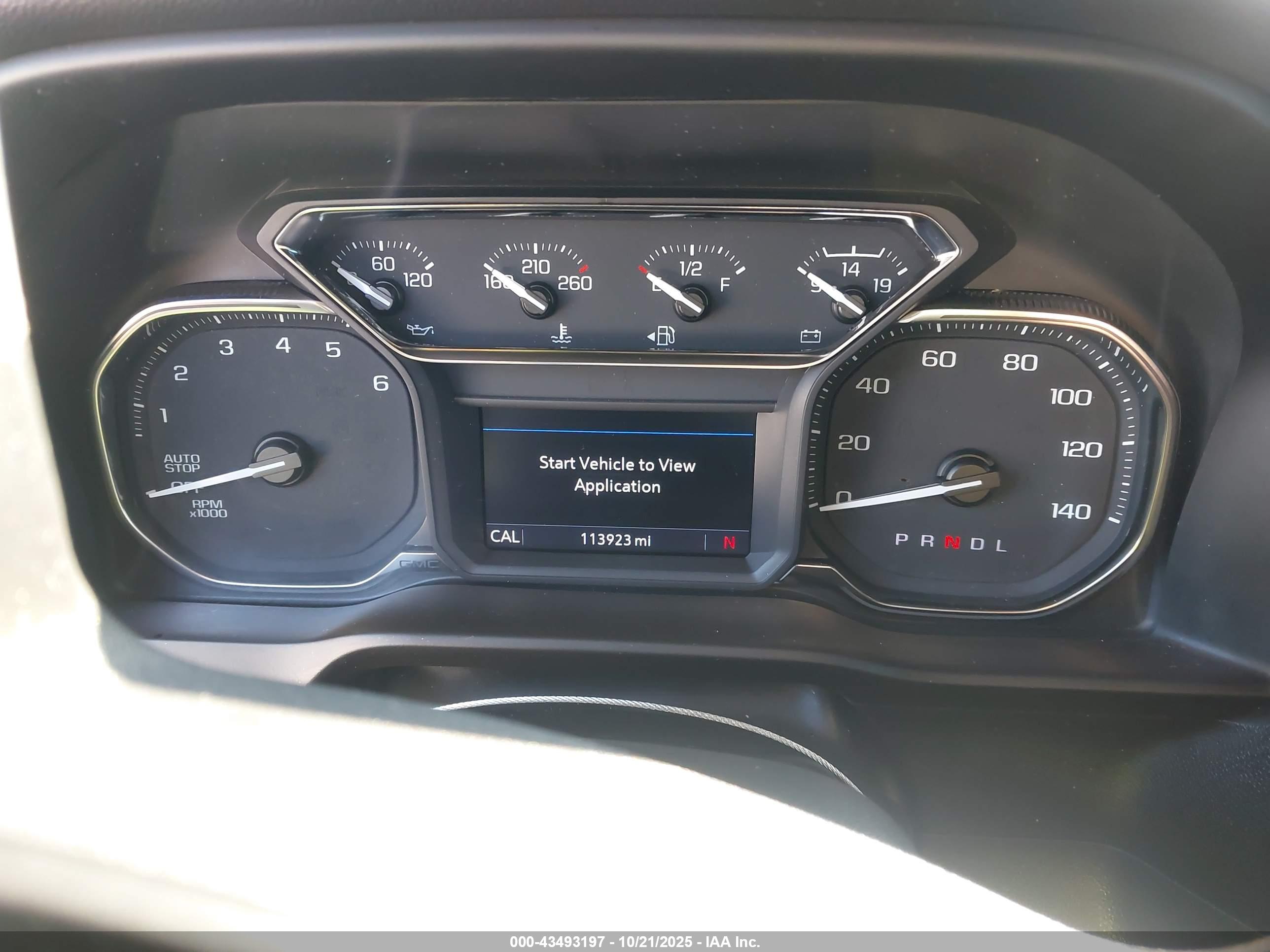 GMC SIERRA image 7