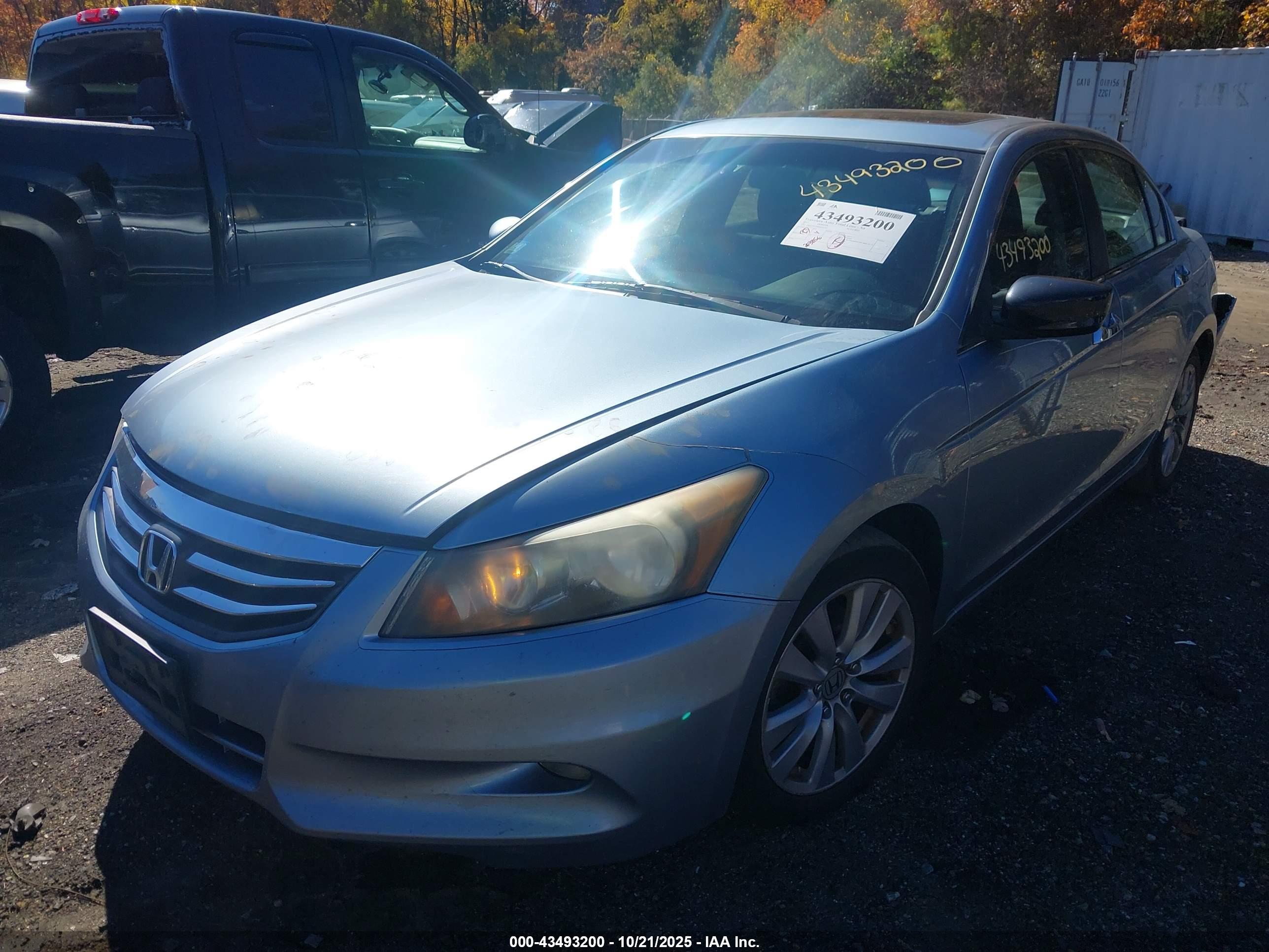 HONDA ACCORD image 2