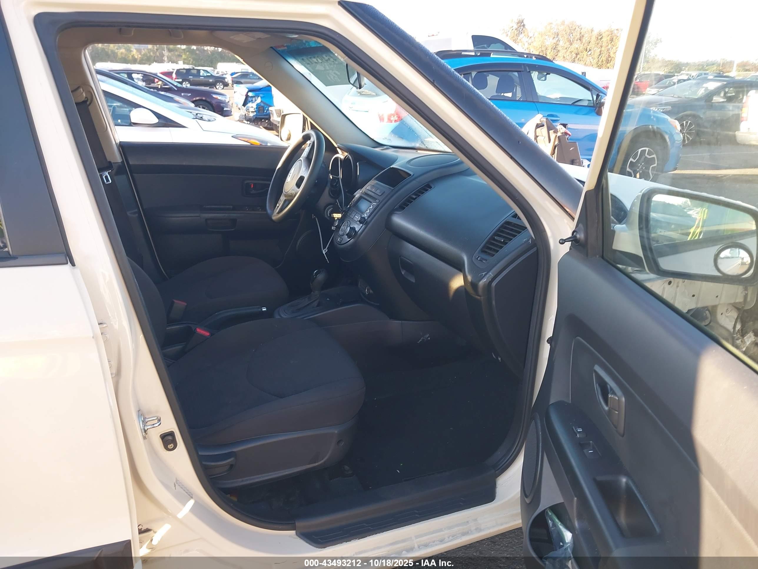 KIA SOUL image 5