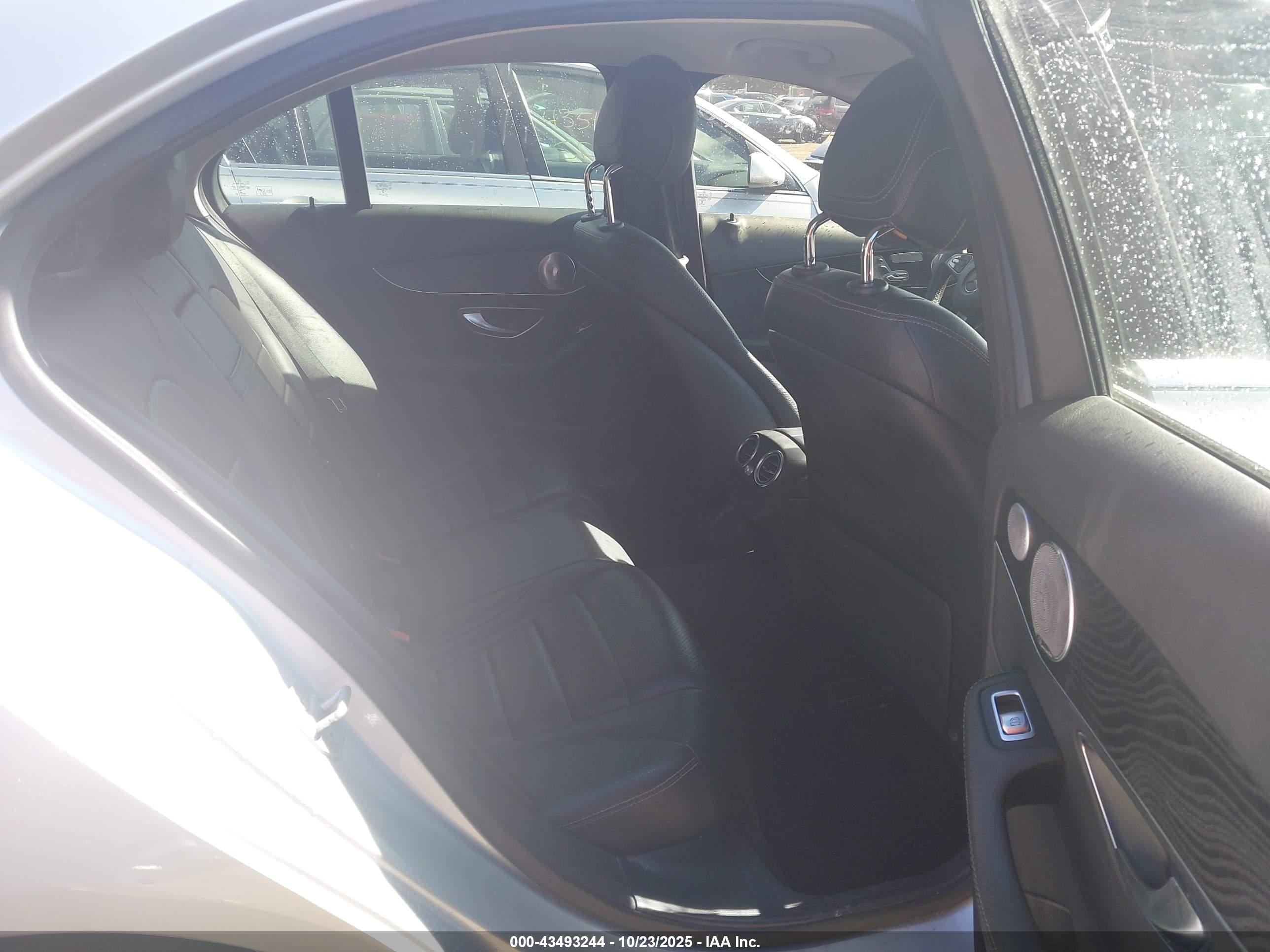 MERCEDES-BENZ C image 8