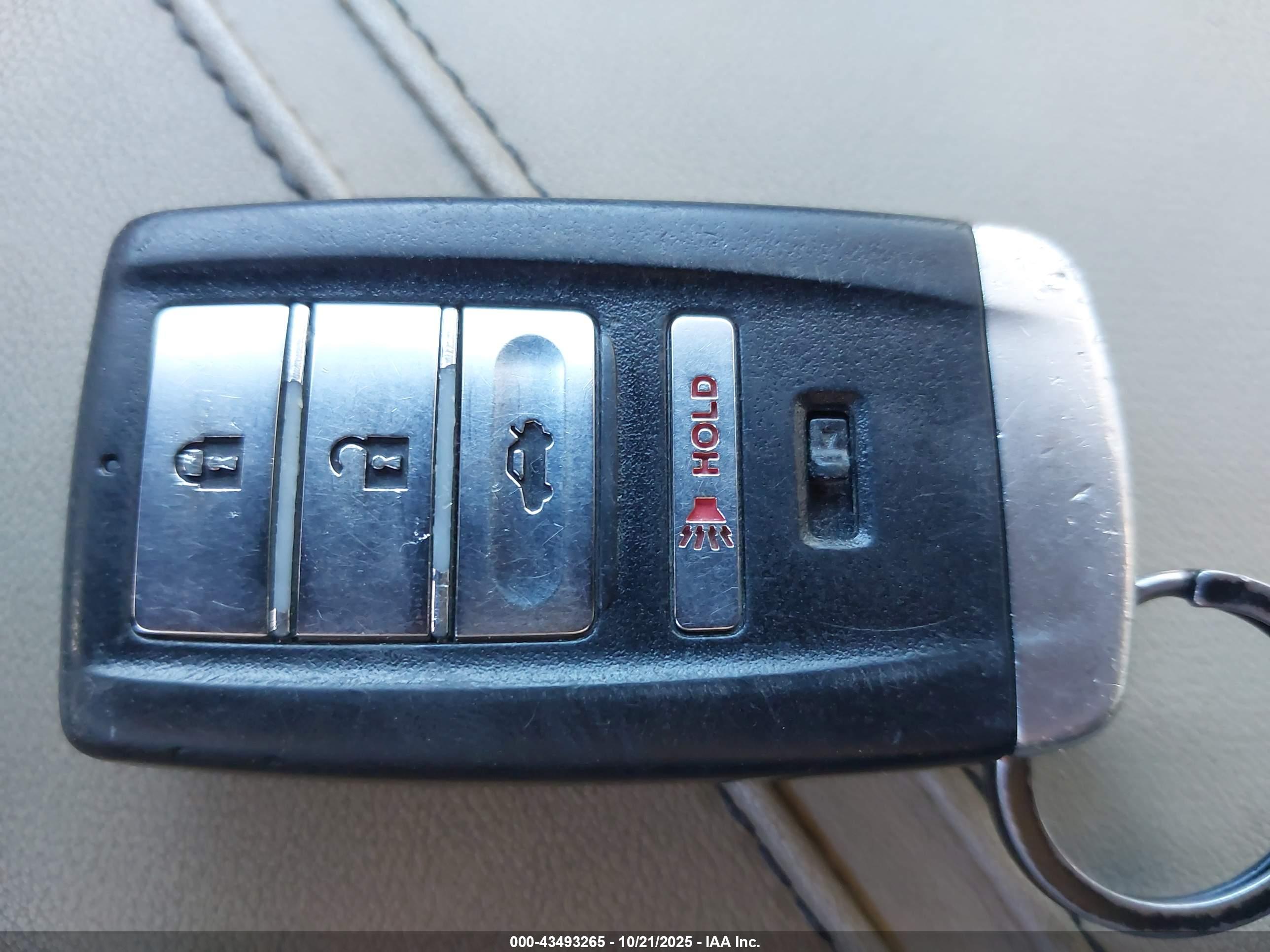ACURA TLX image 11