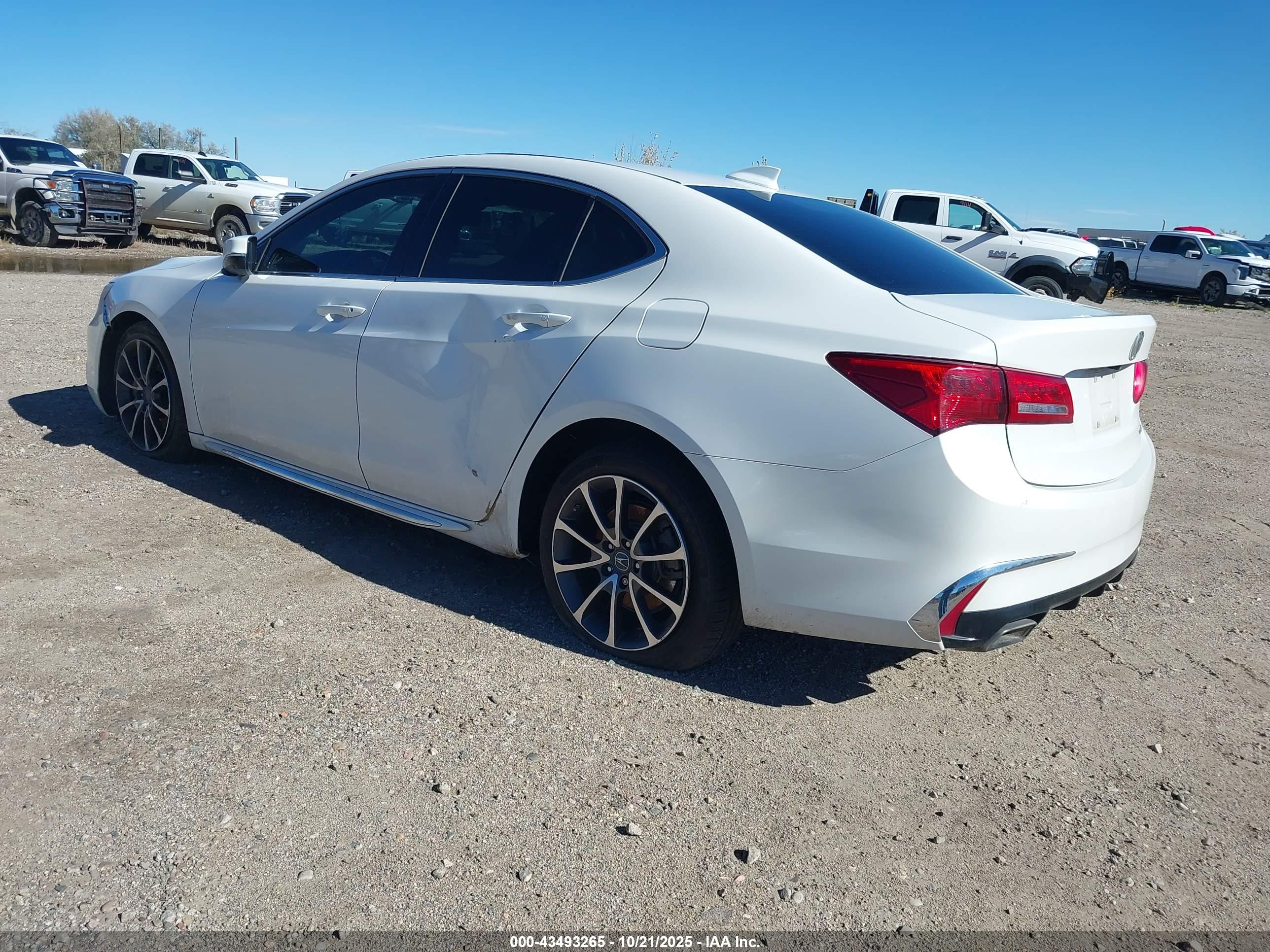 ACURA TLX image 3