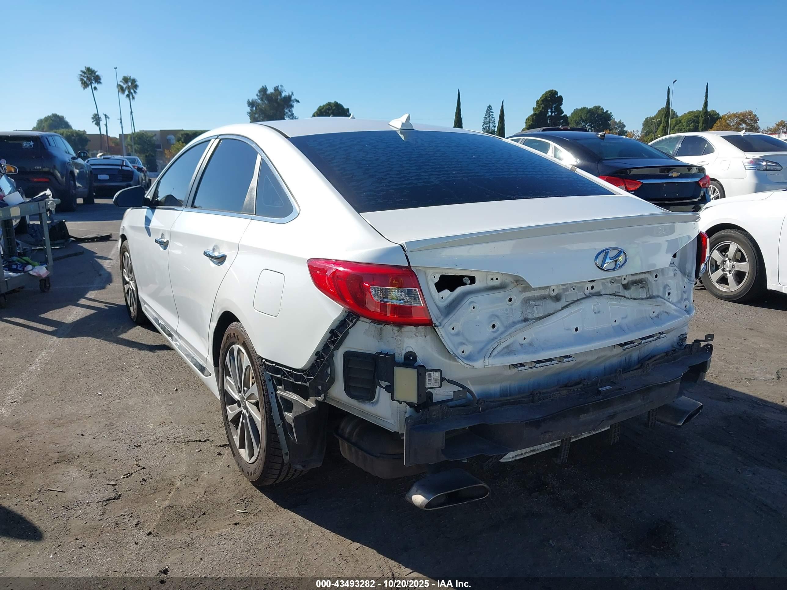HYUNDAI SONATA image 3