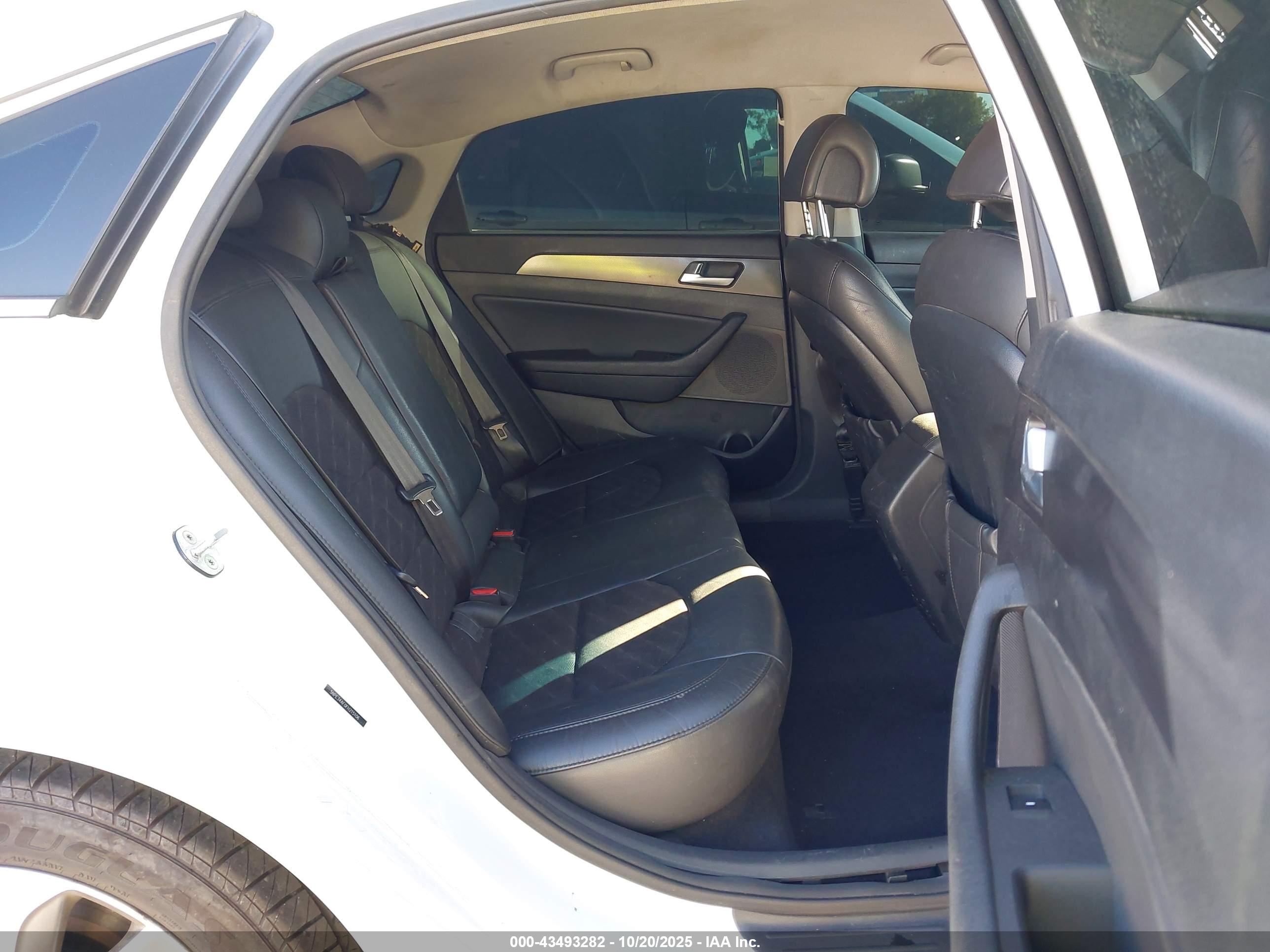HYUNDAI SONATA image 8