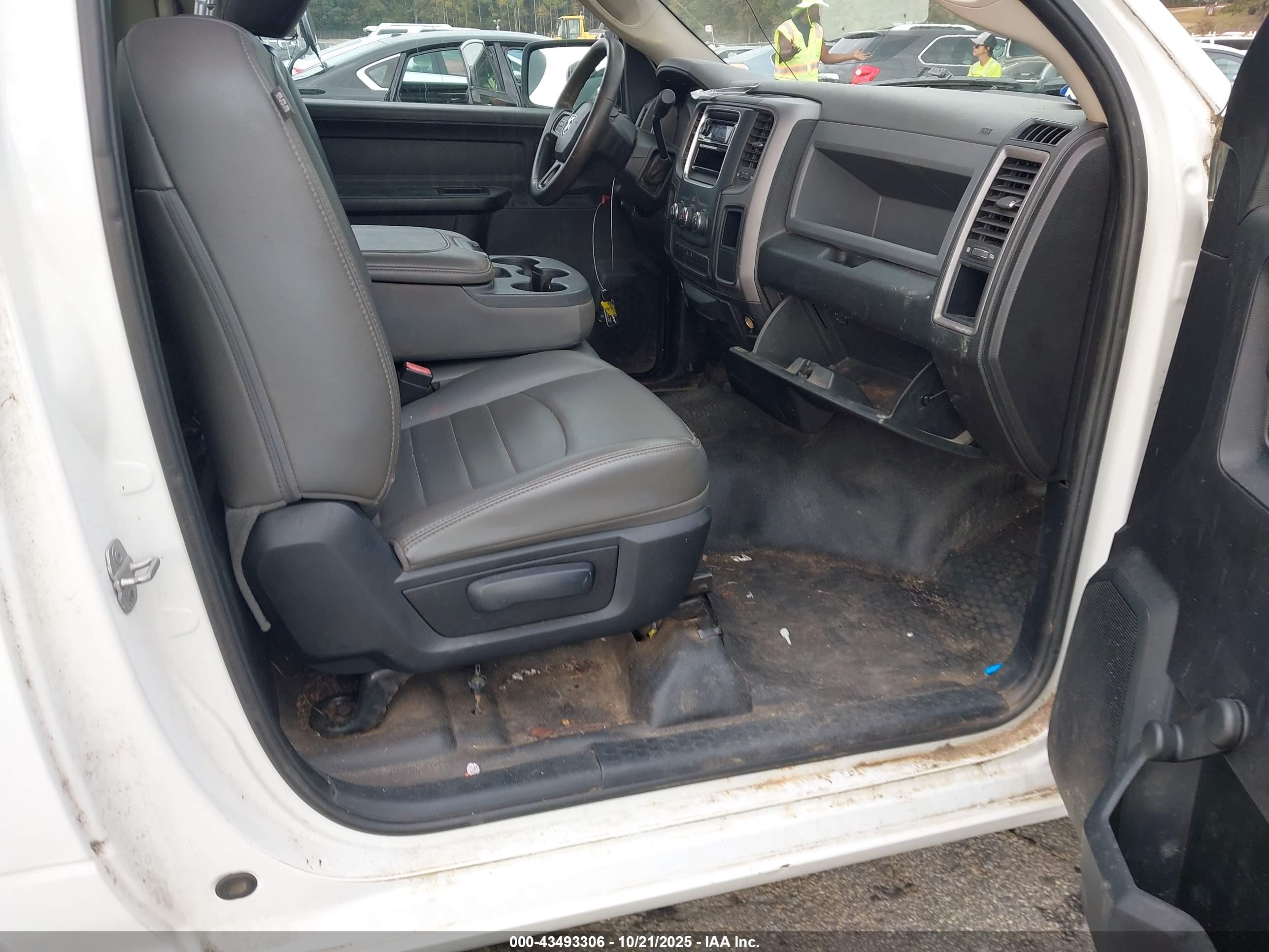 RAM 1500 image 8