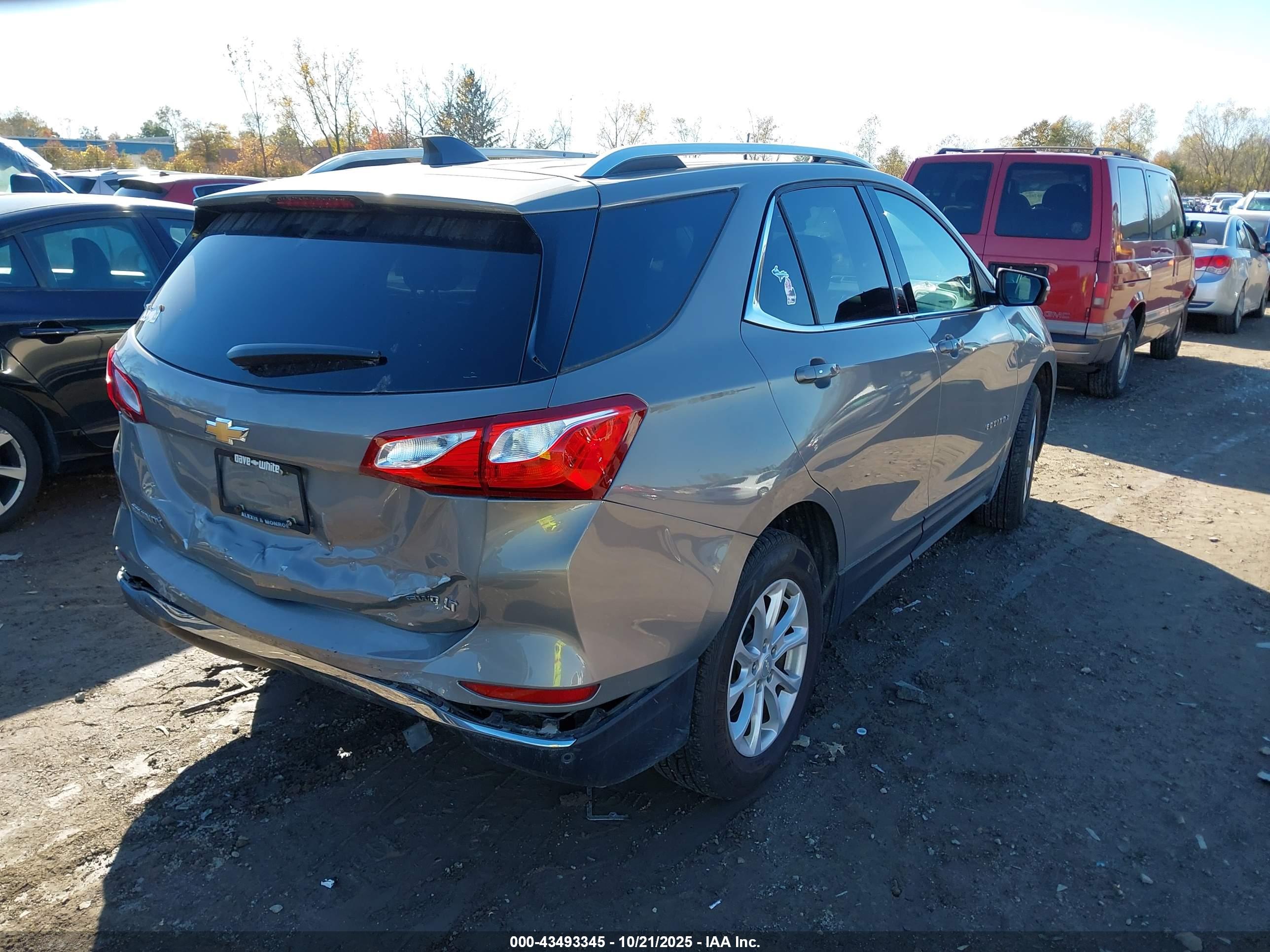 CHEVROLET EQUINOX image 4