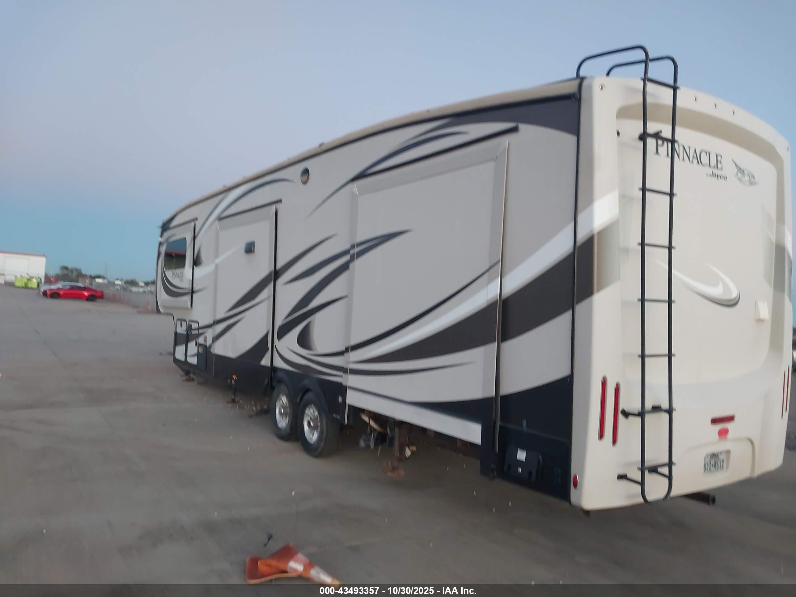 JAYCO PINNACLE image 3