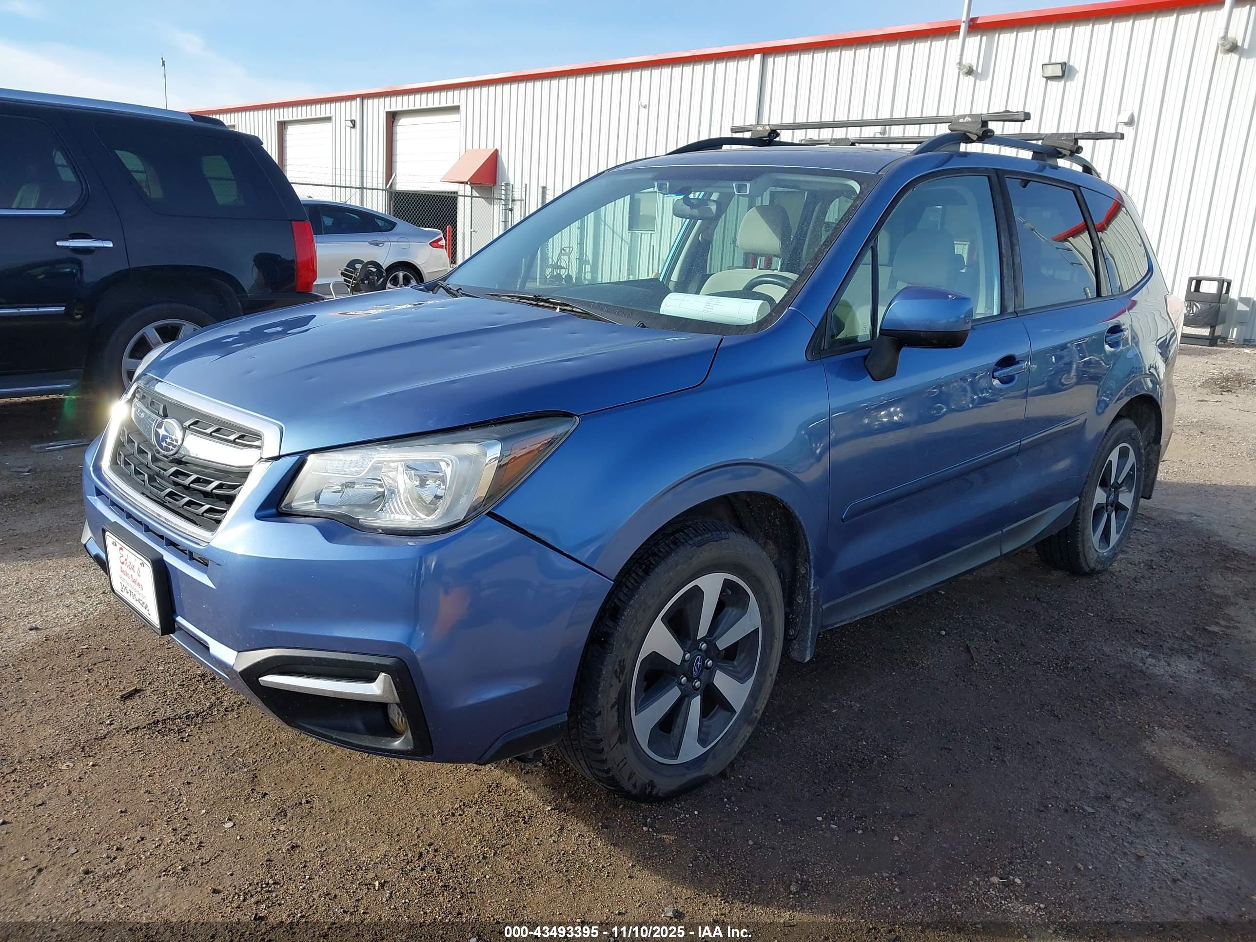 SUBARU FORESTER image 2