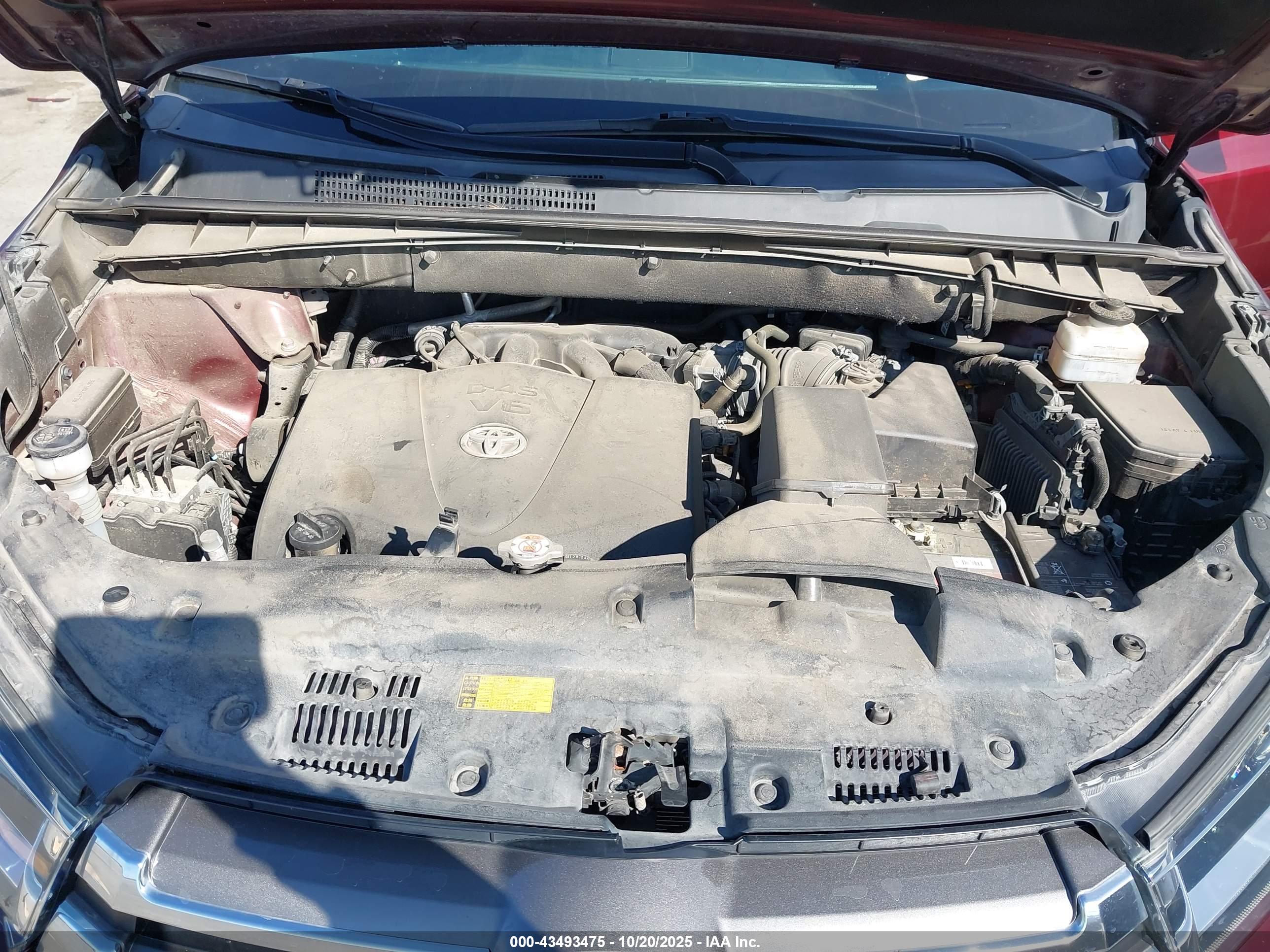 TOYOTA HIGHLANDER image 10