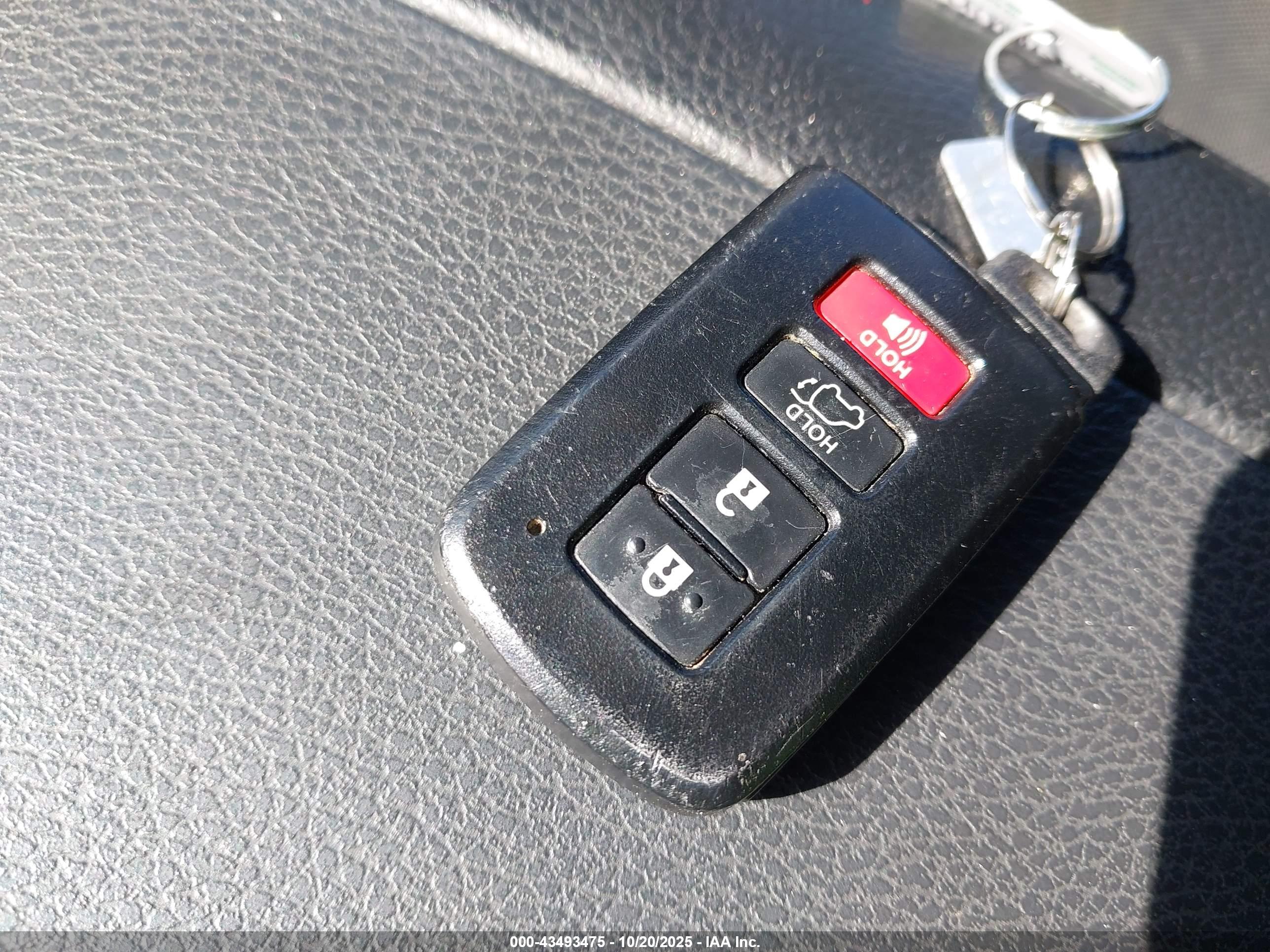 TOYOTA HIGHLANDER image 11