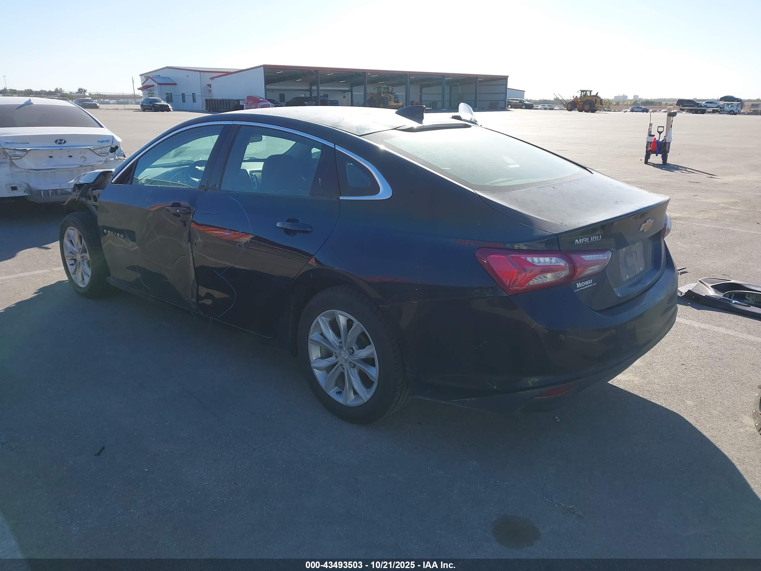 CHEVROLET MALIBU image 3