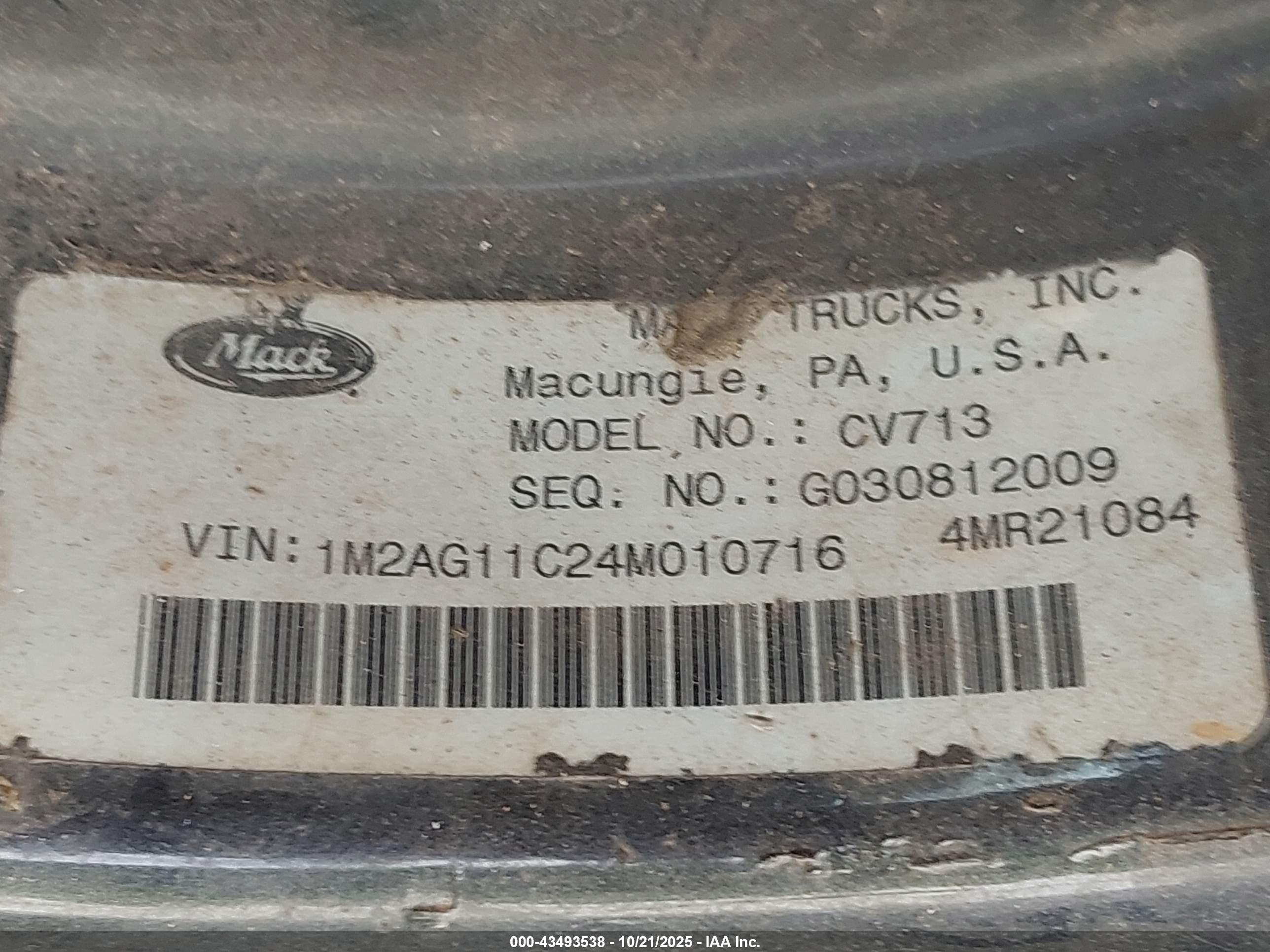 MACK 700 image 9