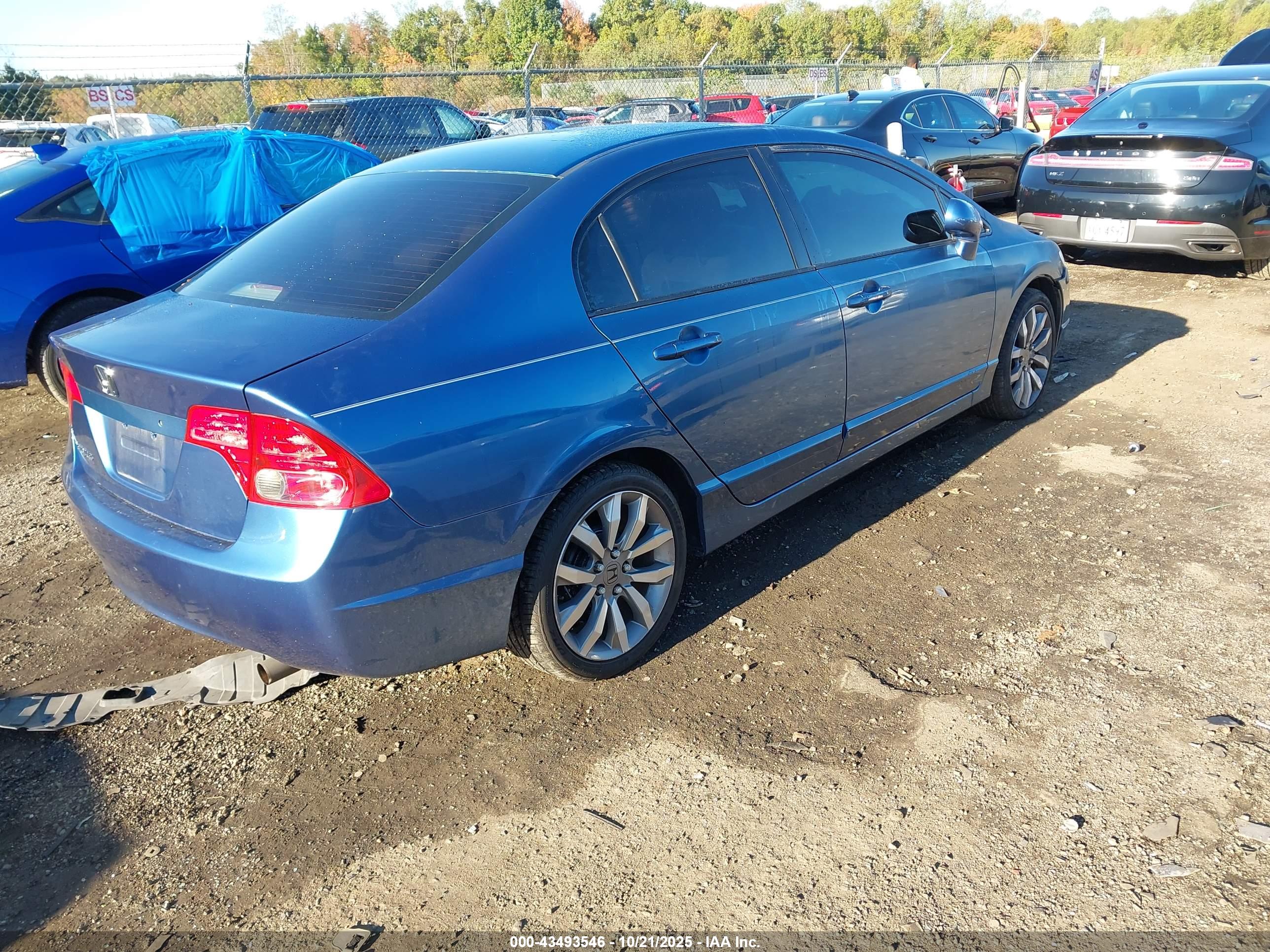 HONDA CIVIC image 4