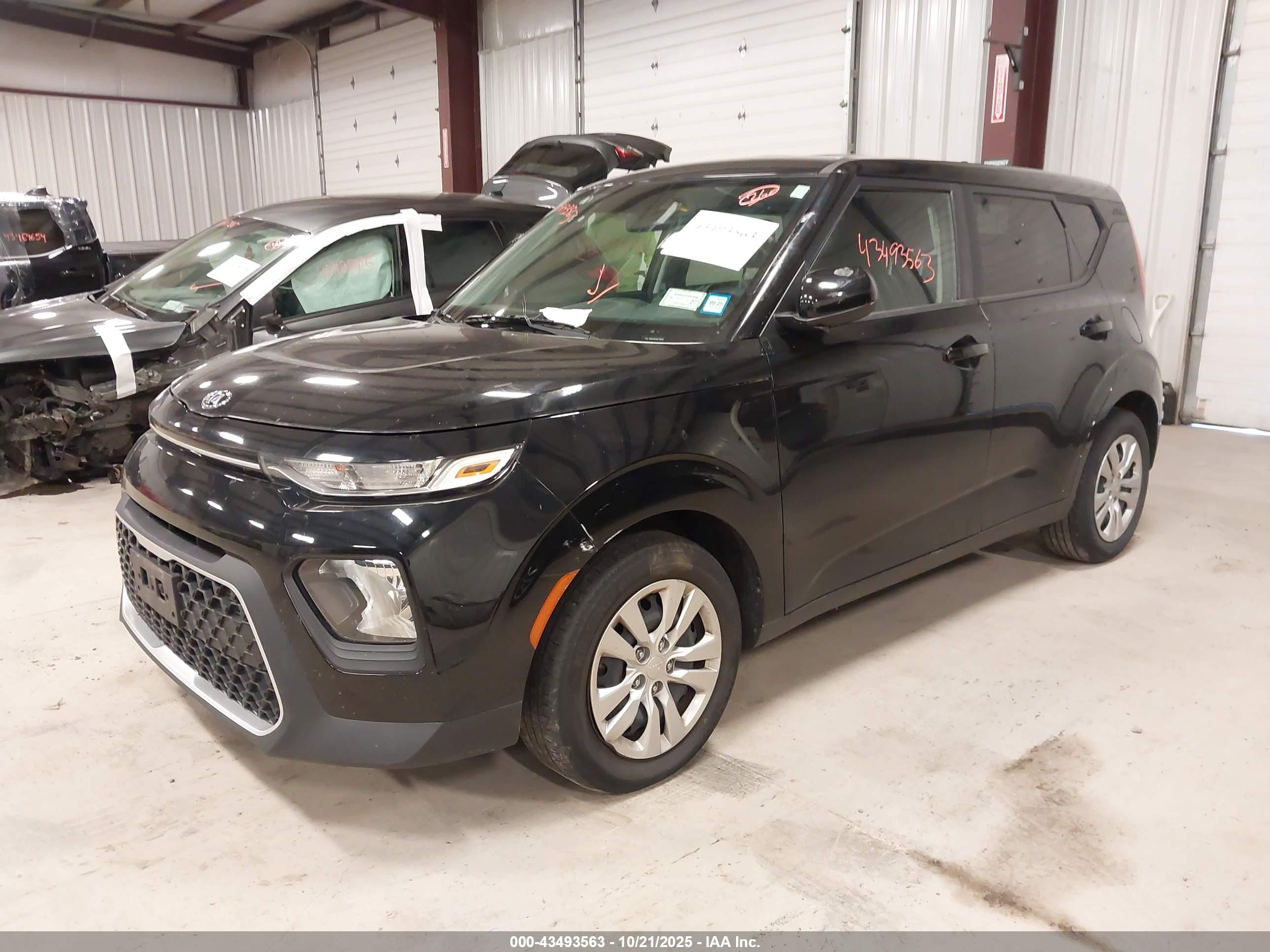 KIA SOUL image 2