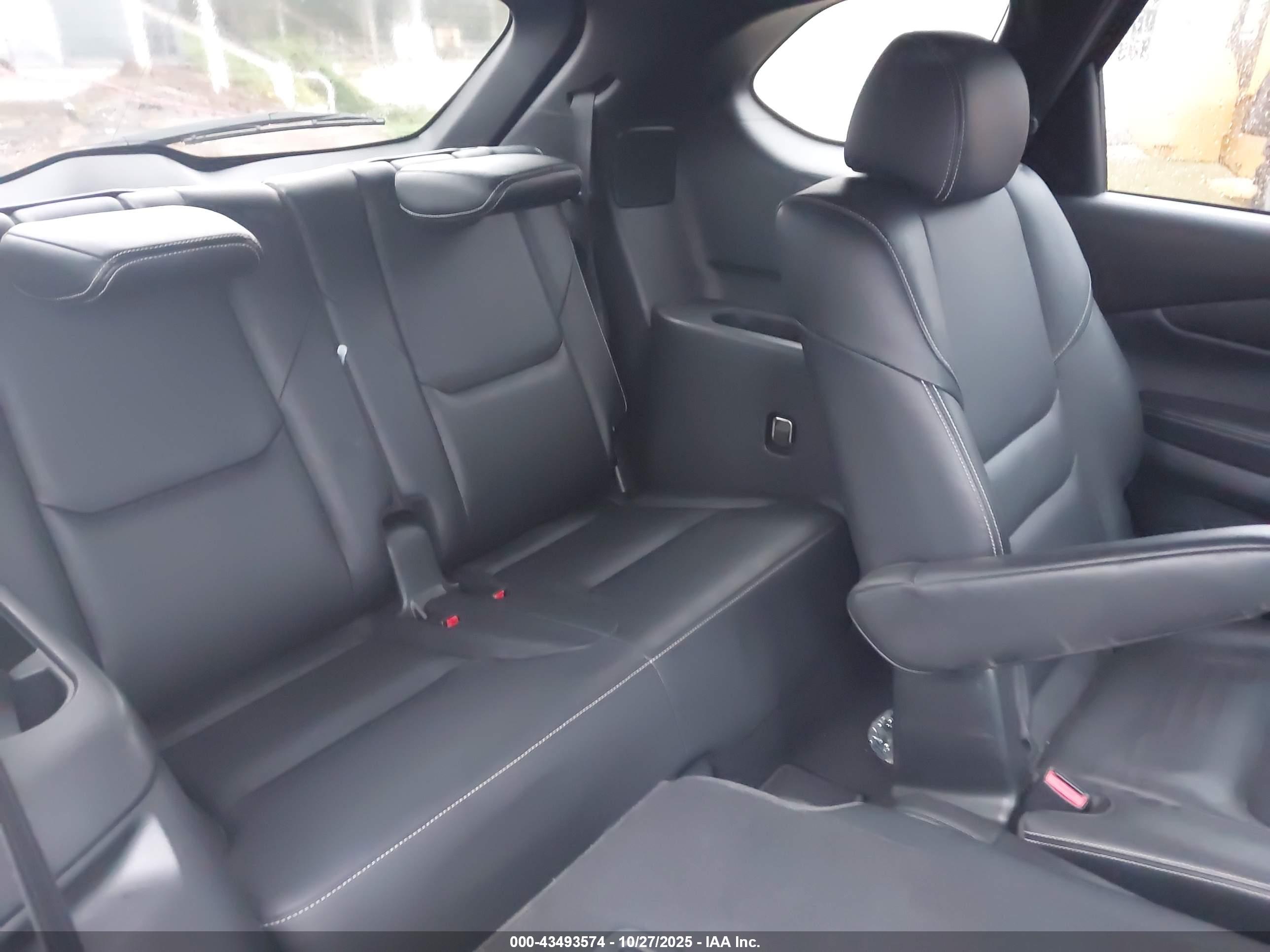 MAZDA CX-9 image 8