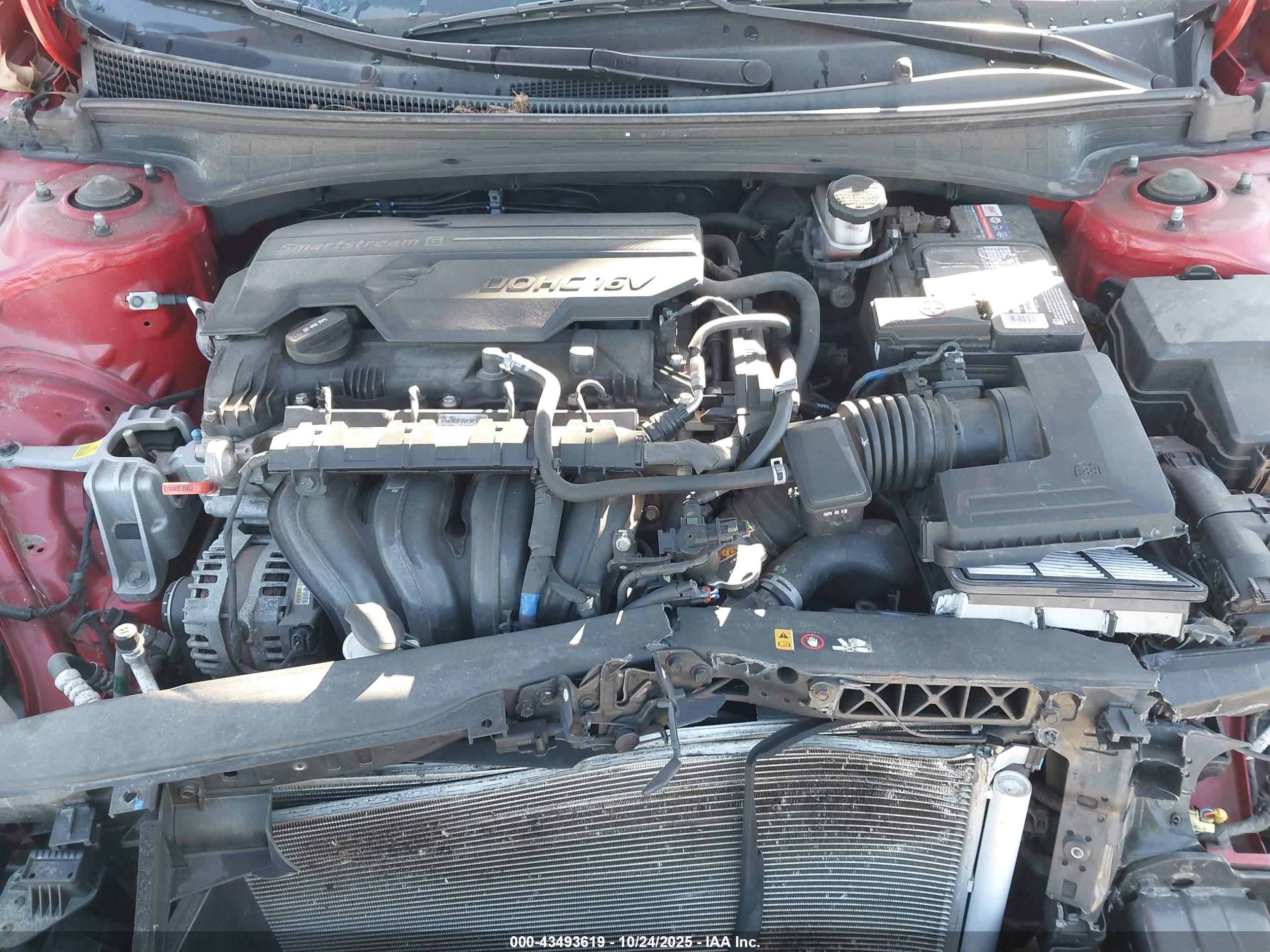 HYUNDAI ELANTRA image 10