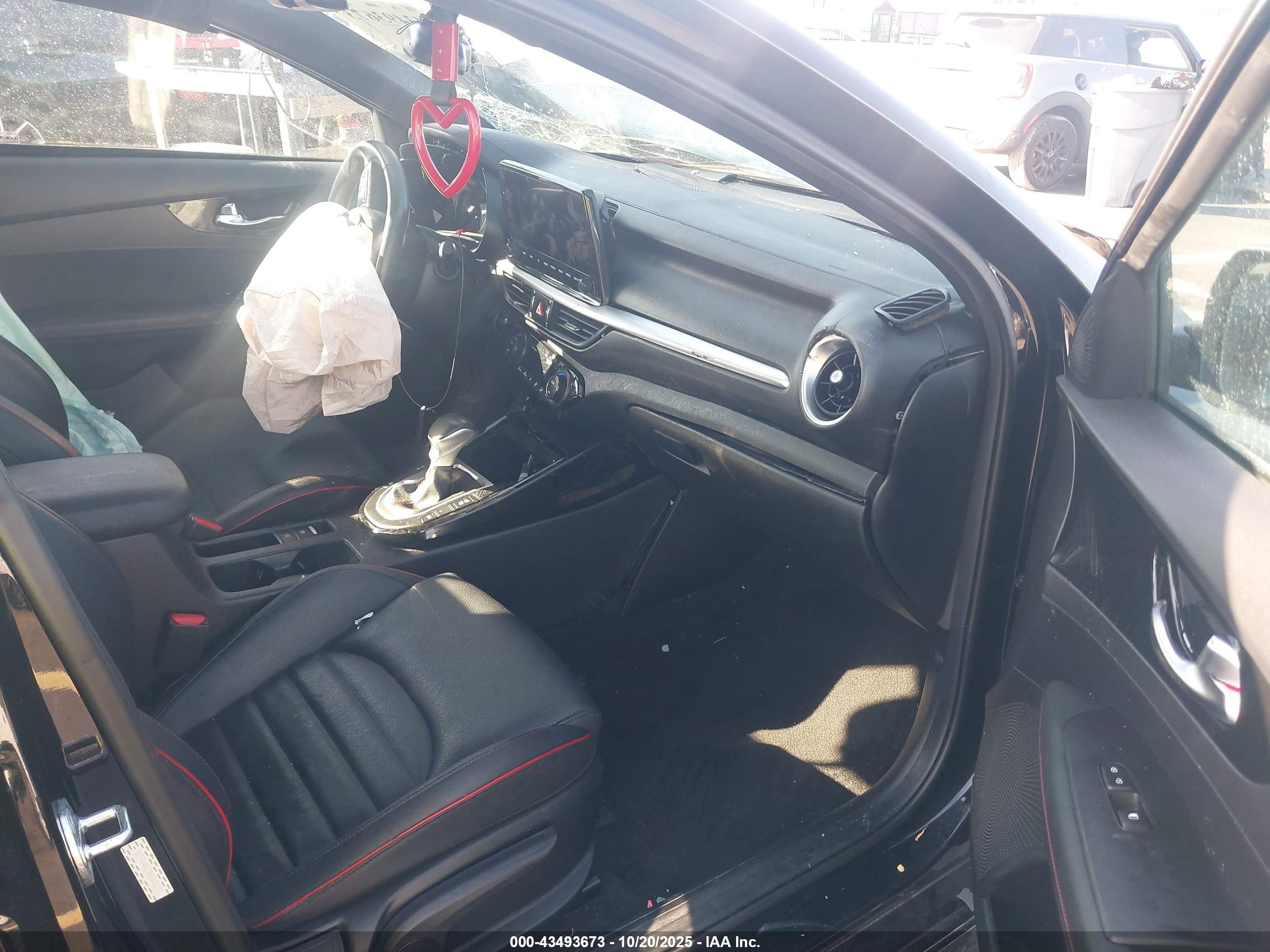 KIA FORTE image 5