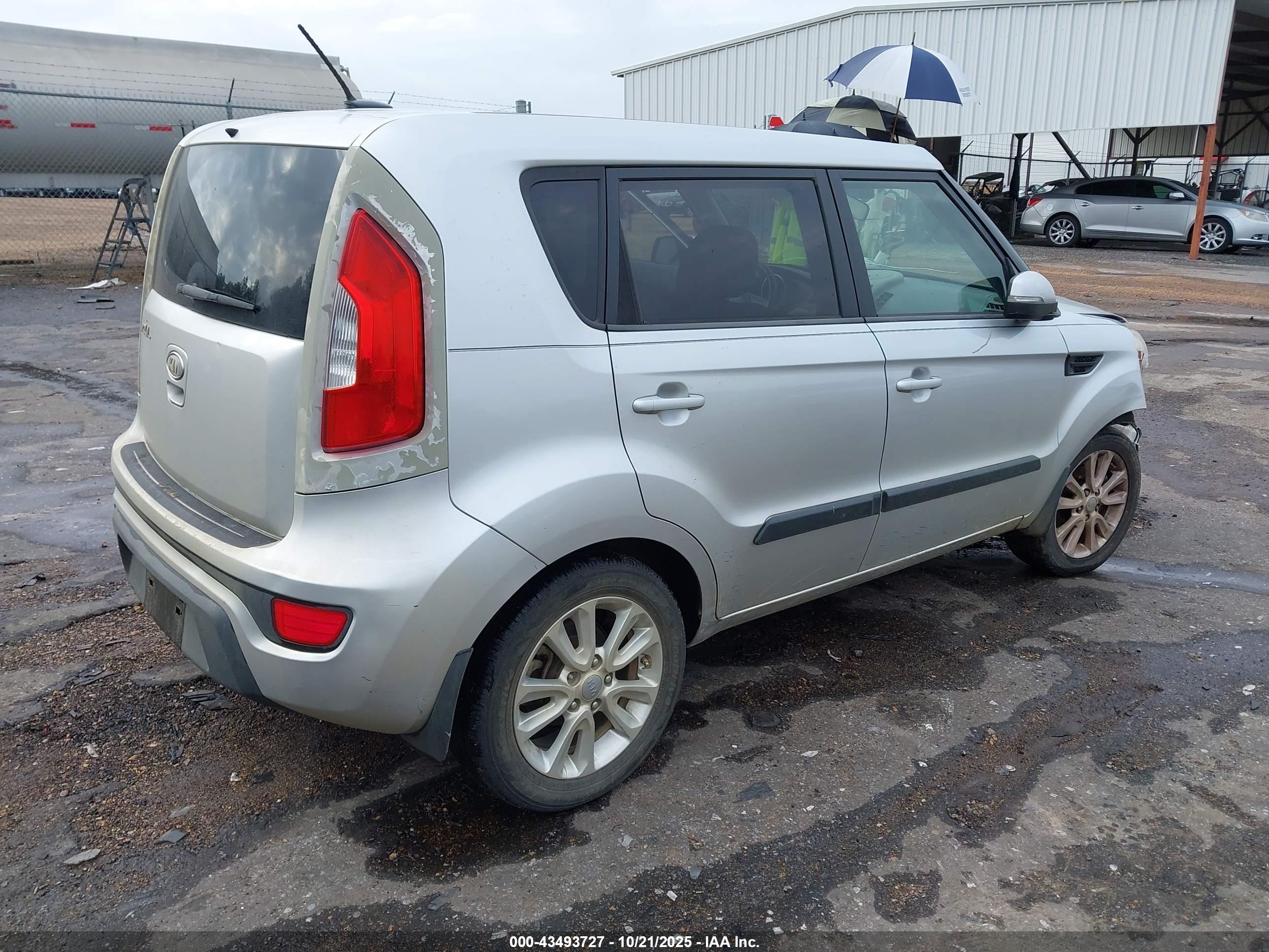 KIA SOUL image 4